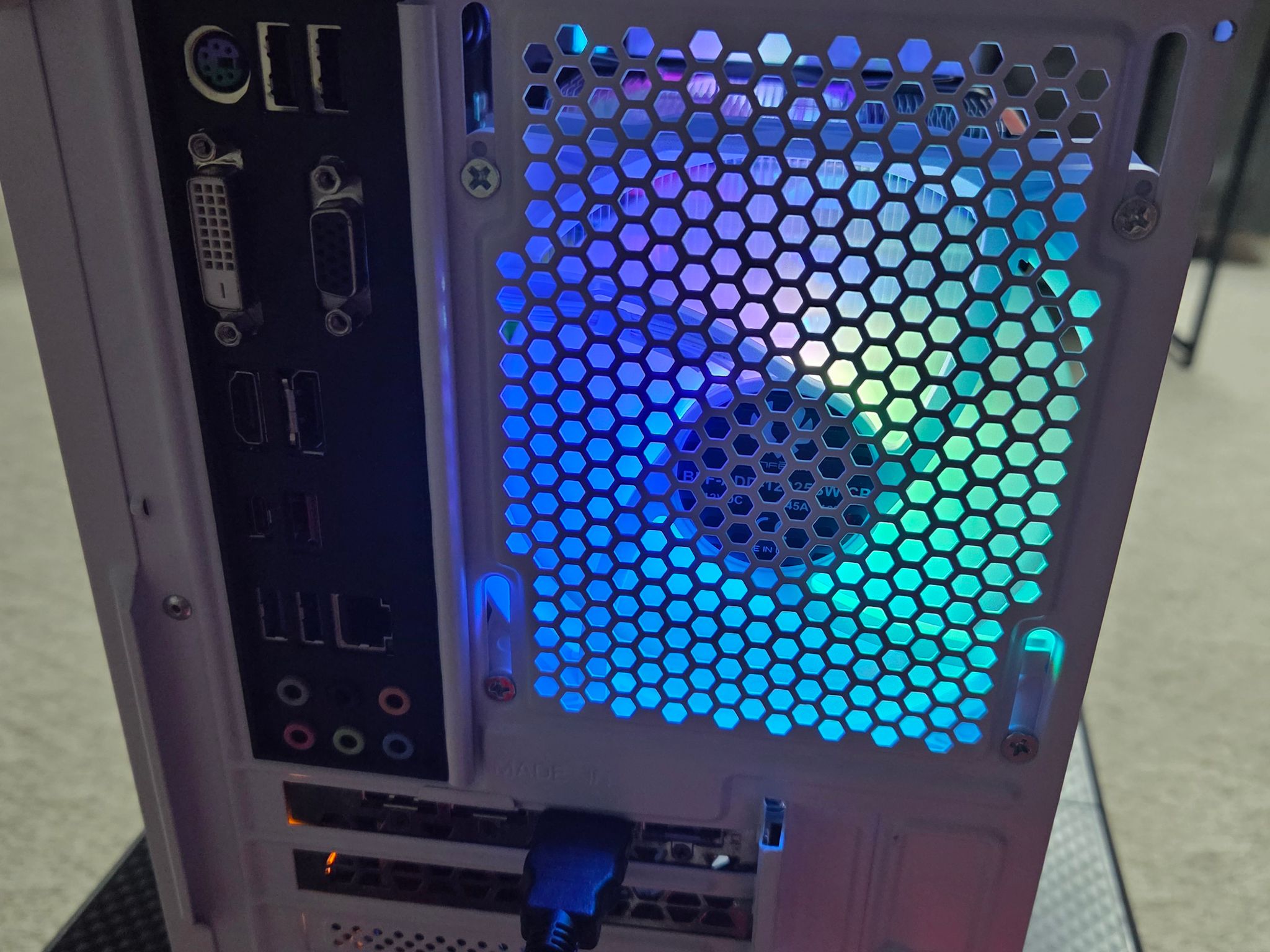 i5 9600K / RTX 2070 SUPER / WIFI & BT