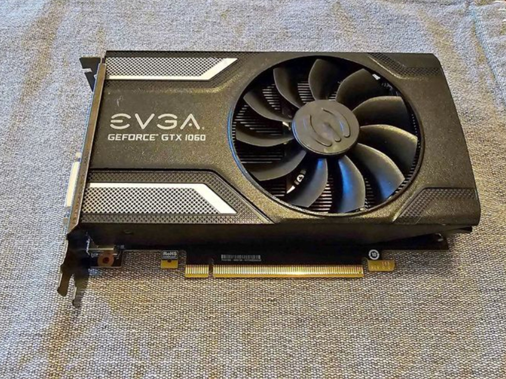 EVGA GeForce GTX 1060 SC GAMING, 06G-P4-6163-KR, 6GB GDDR5, ACX 2.0 (Single Fan)