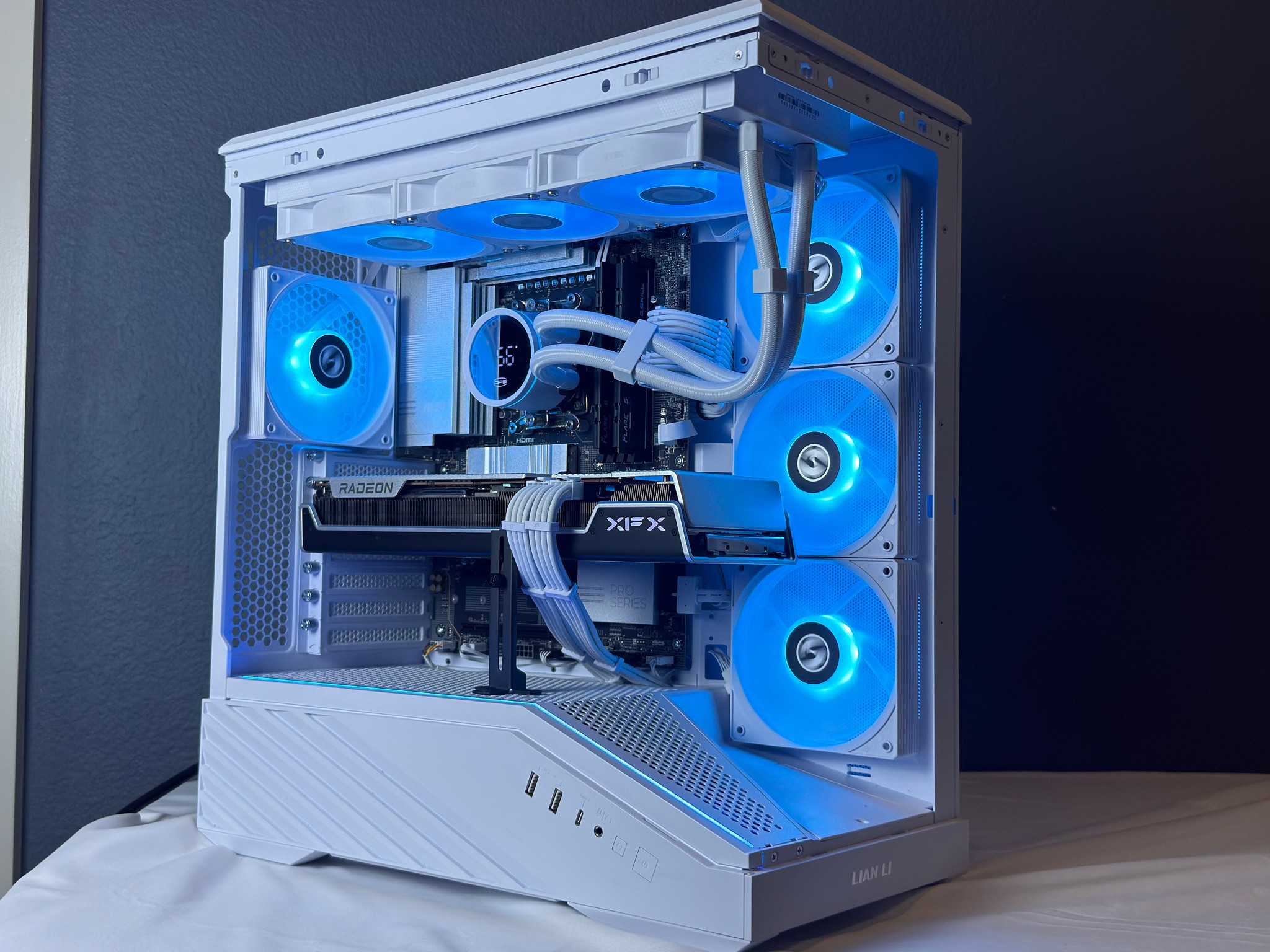 1440P/4K Gaming PC | 7900 XT 20 Gb | R7 7800X3D | 32 Gb DDR5 | 1 TB NVME | White Build