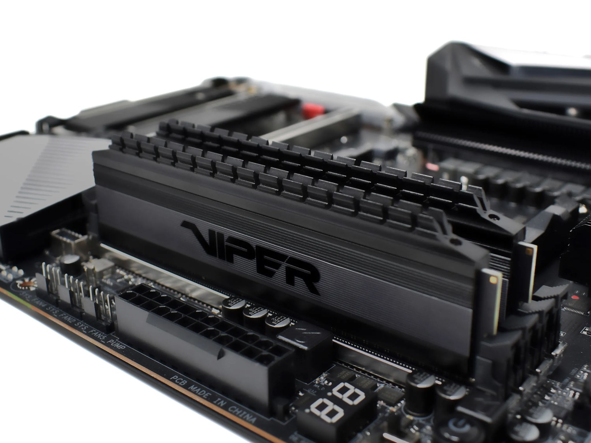 Patriot Viper 4 Blackout Memory Modules PVB48G320C6K 8GB Total  PC4-25600 (3200 MHz)