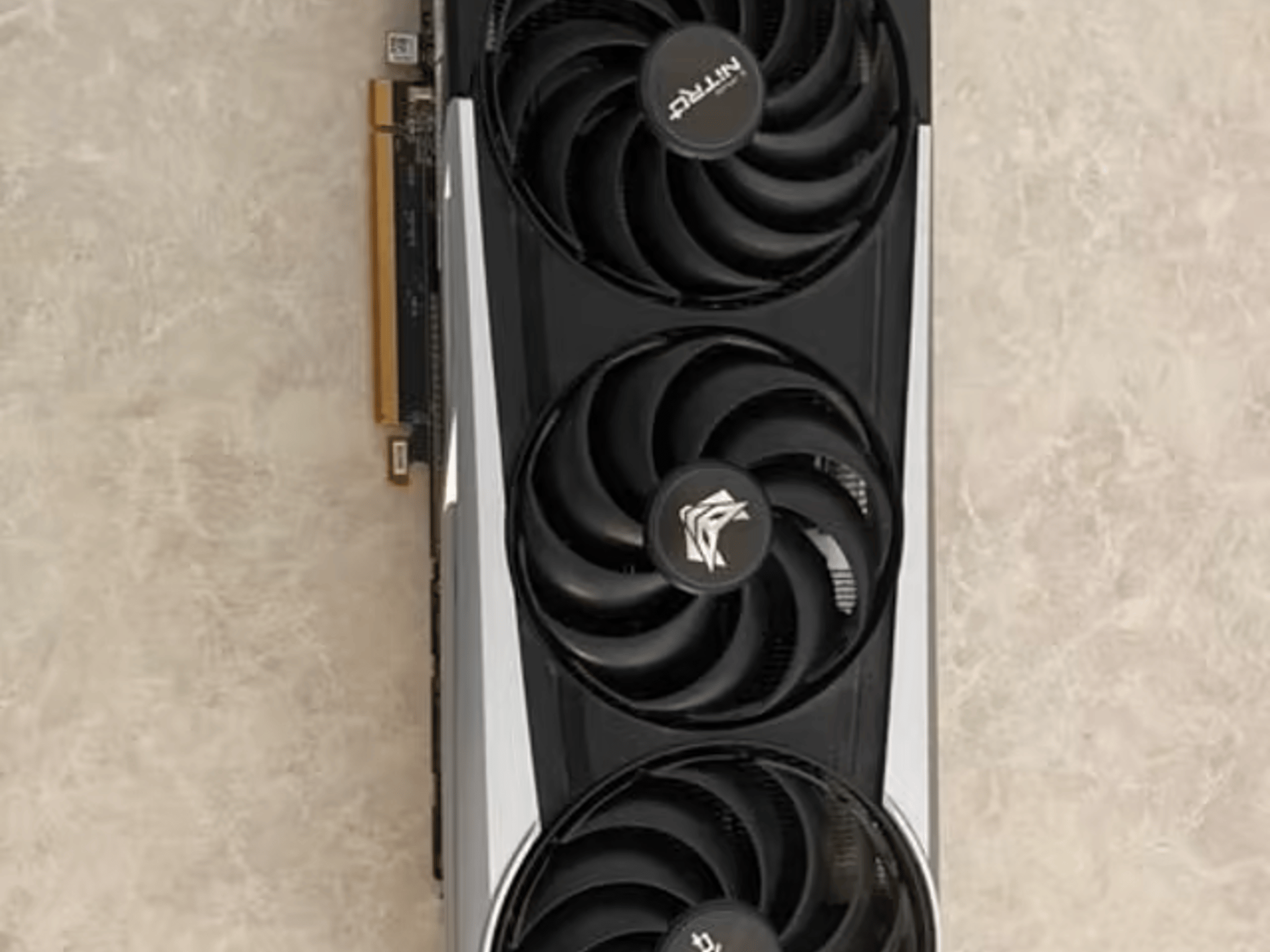Sapphire Nitro+ Radeon RX 6700XT