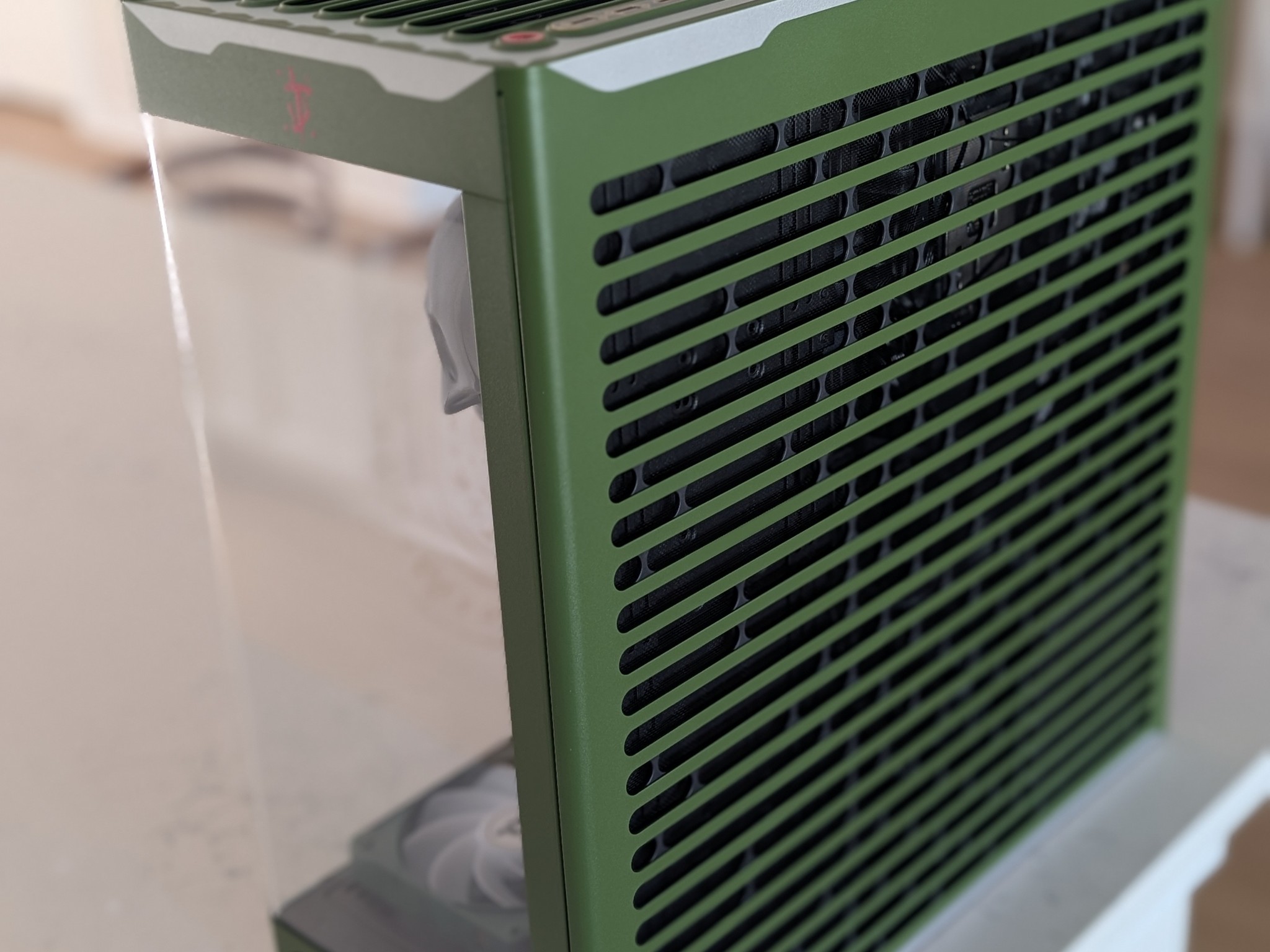 DOOM! Limited Edition - Havn HS420 - 5080 + 7800X3D + 32 GB DDR5 + 2TB Gen 5 SSD