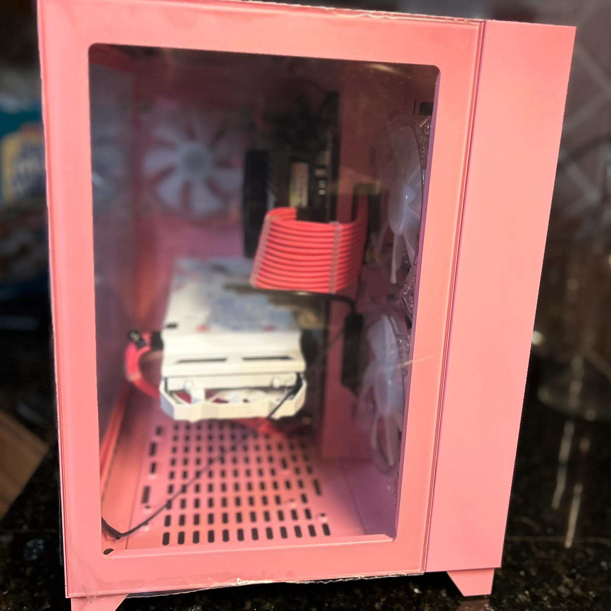 Palworld ready...White and Pink Gamer PC  (NEW upgraded GPU)