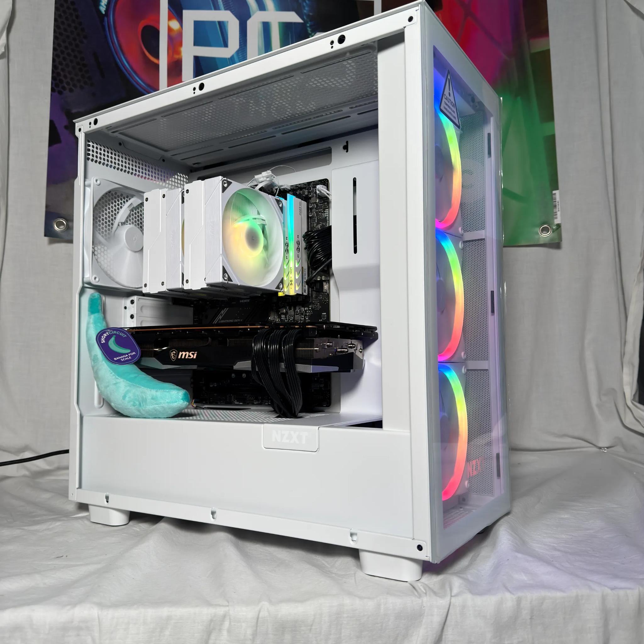 RX 7900XTX Ryzen 7 9800X3D