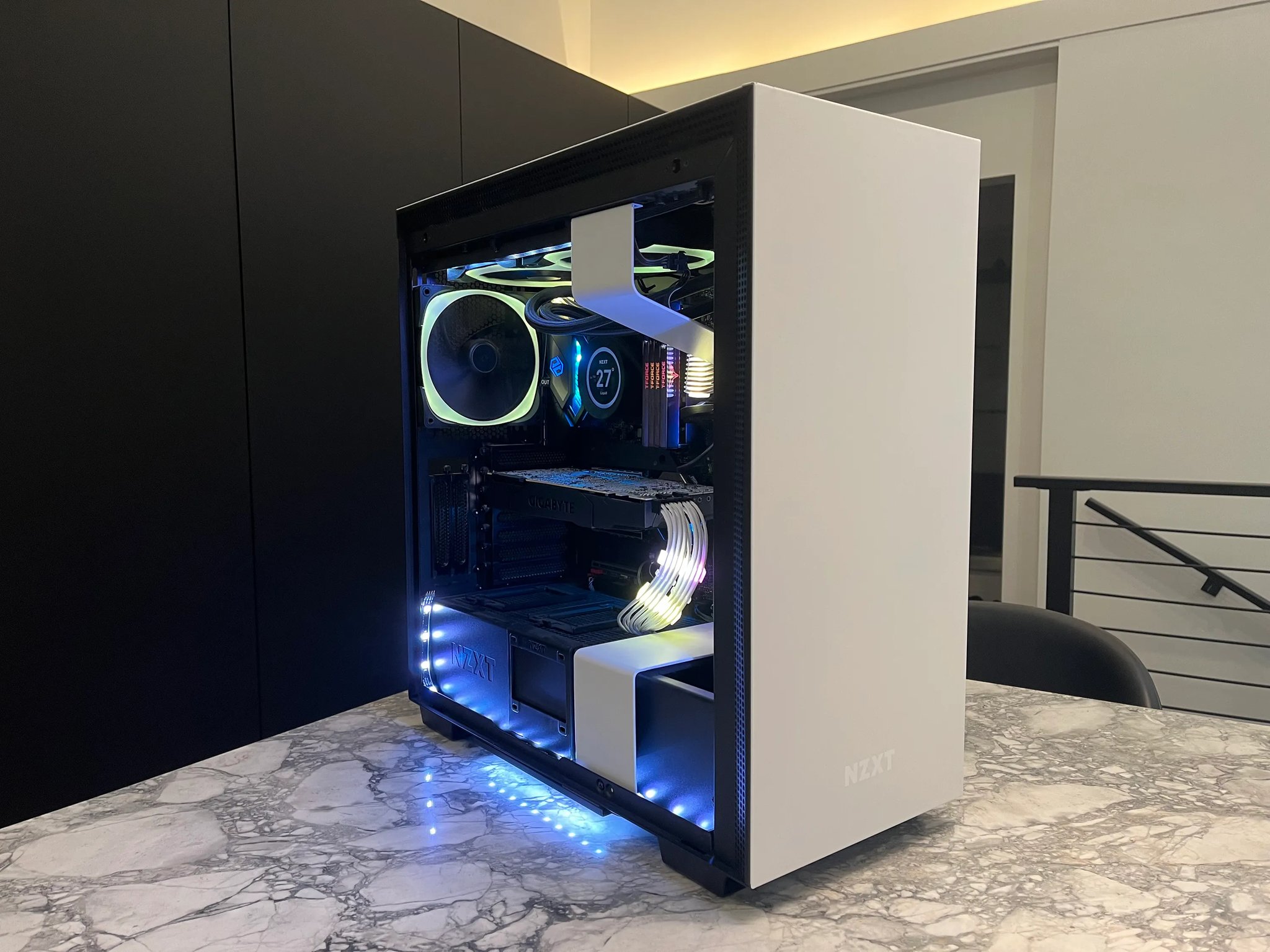 Premium 1440p Gaming PC | Intel I9 10th Gen | 2080 TI | 2TB SSD + 4TB HD | 32GB Ram | Tons of RGB