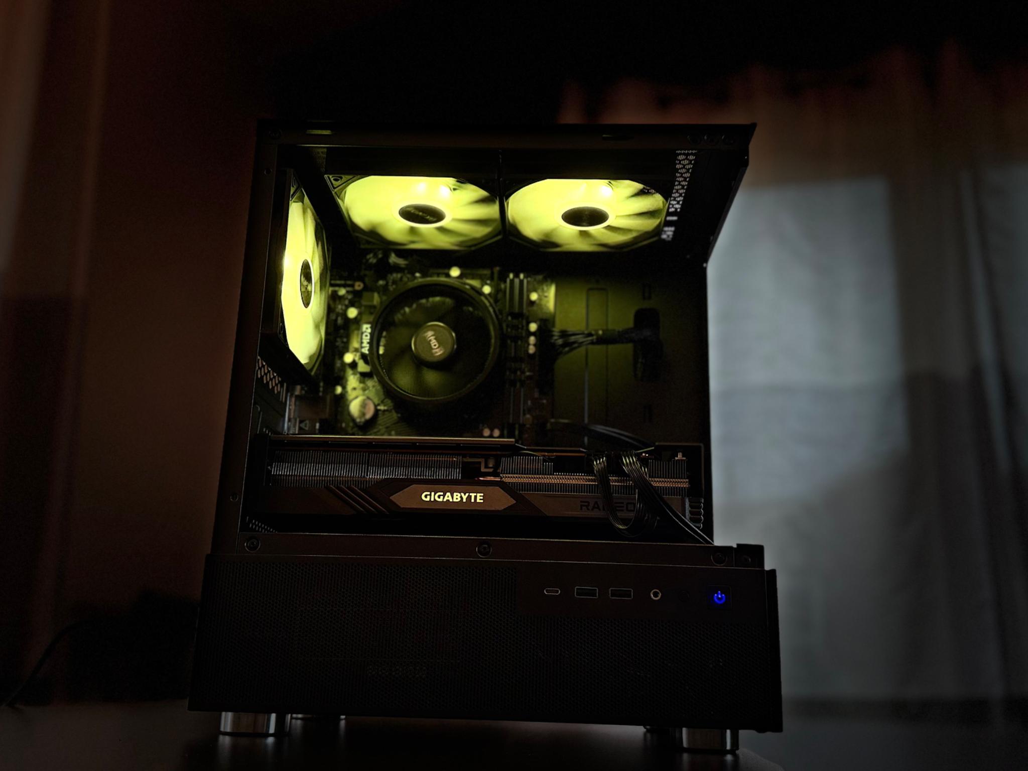 1440p BEAST|RX 7700XT|Ryzen 5| Windows 11 PRO| 1TB SSD