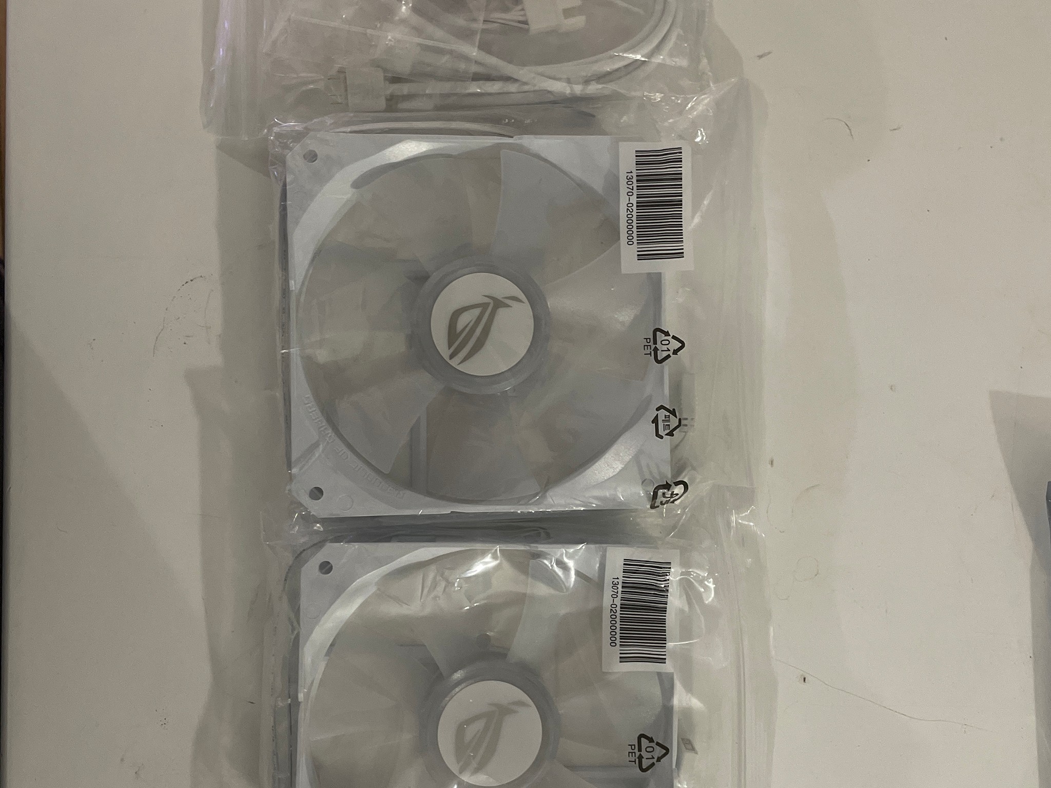 White Asus ROG 120mm RGB Fans 