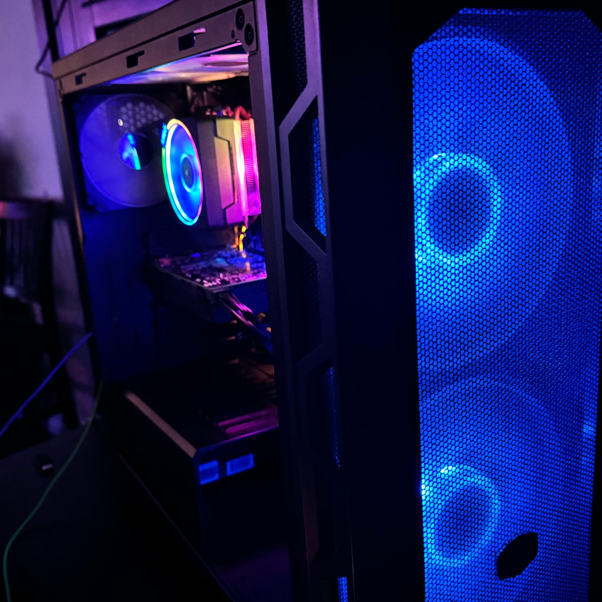 MID RANGE PC RYZEN 7 (GTX 1660 EQUIVALENT) GAMING PC