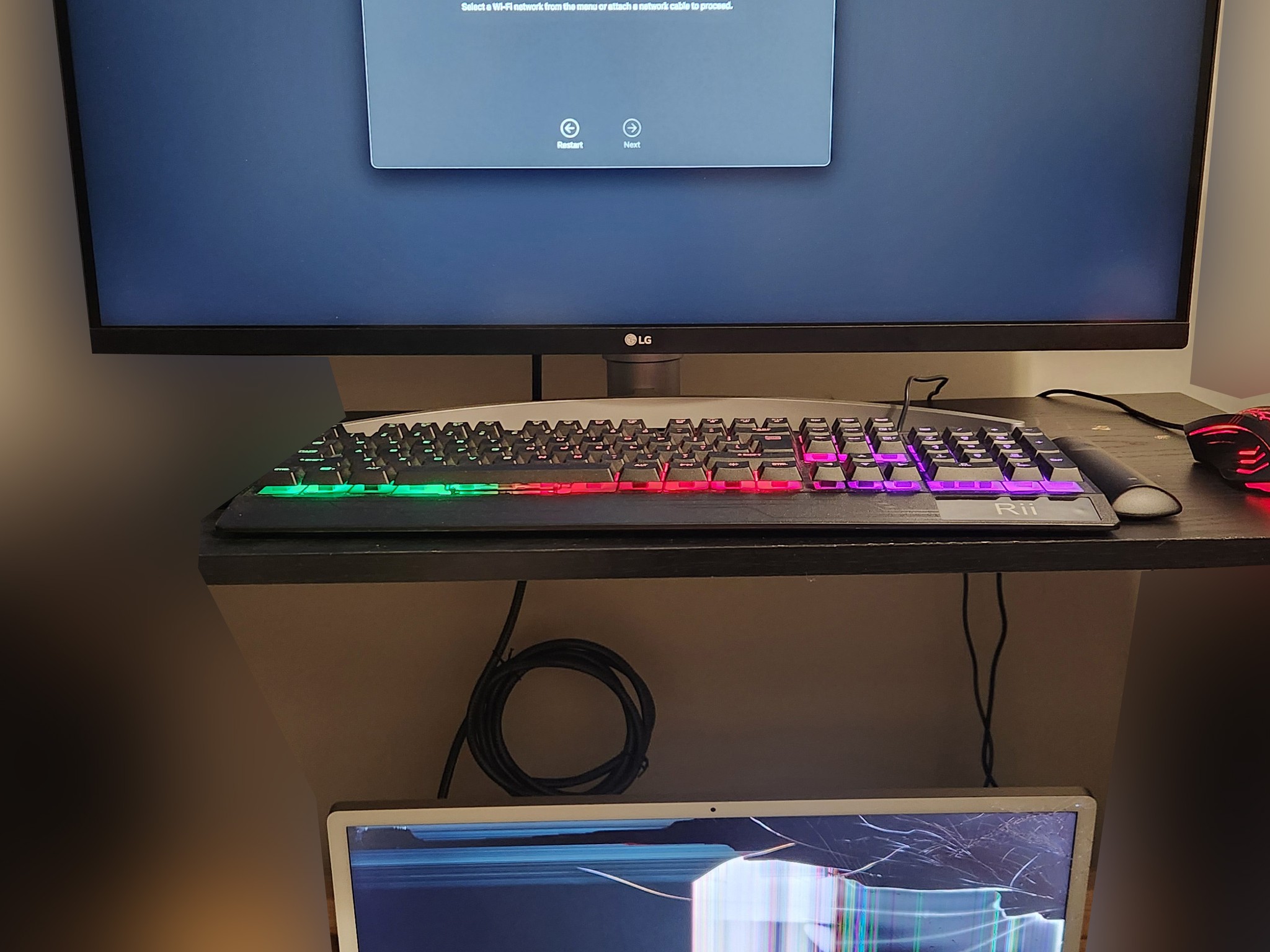 iMac 24" desktop computer damaged screen