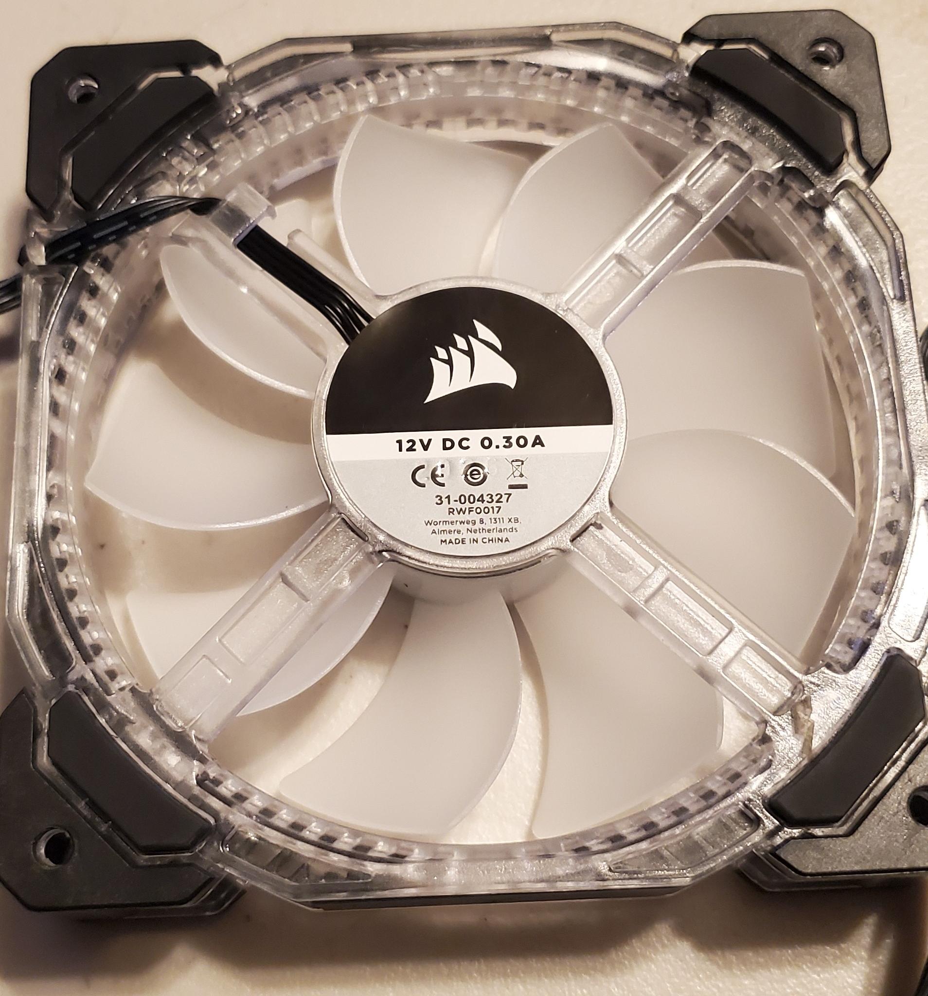 Corsair HD120 RGB LED High Performance 120mm 4pin PWM Fans (3-Pack with RGB Controller)