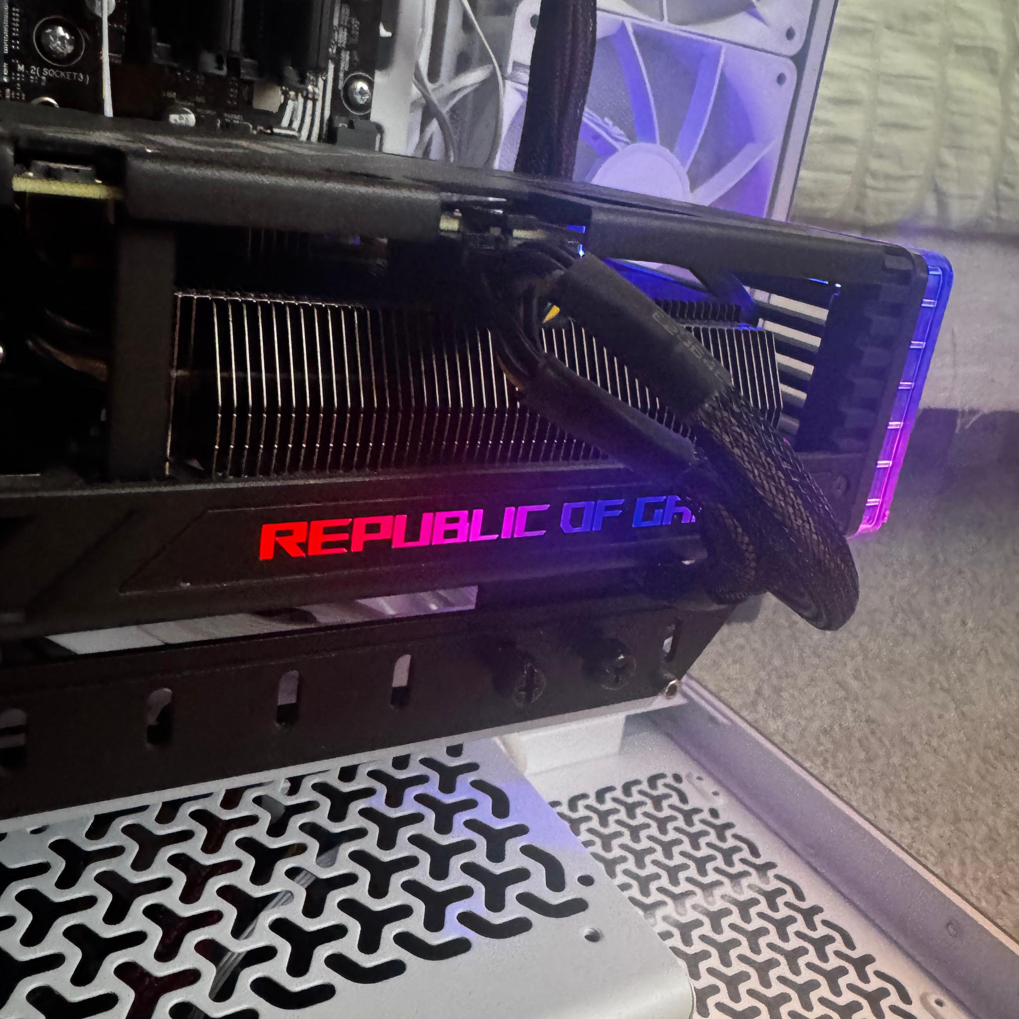 Asus ROG STRIX GeForce RTX 4060 OC Edition