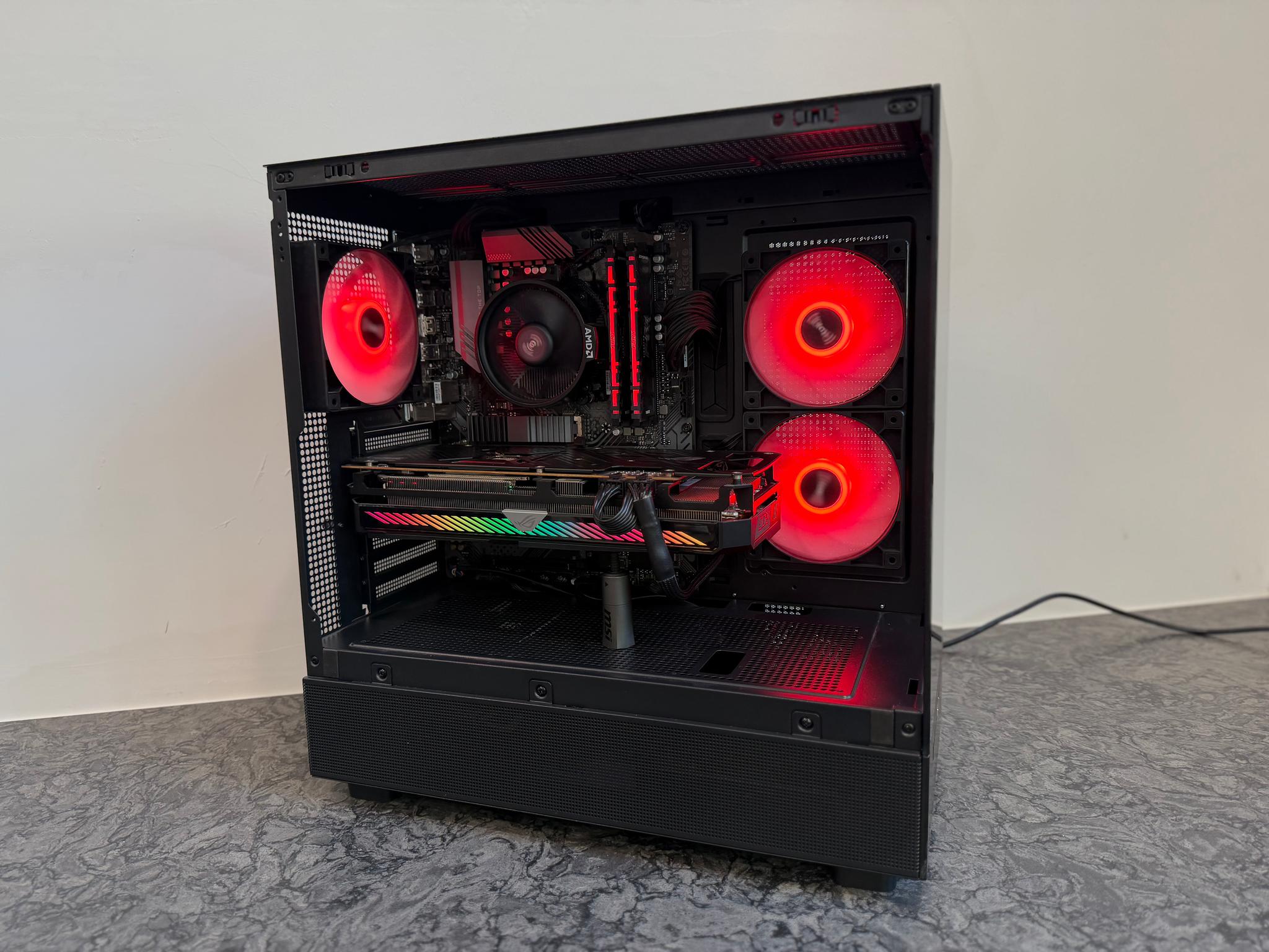 Custom 1440p Gaming Machine | Ryzen 5 | RX 6700XT | 16GB RAM|