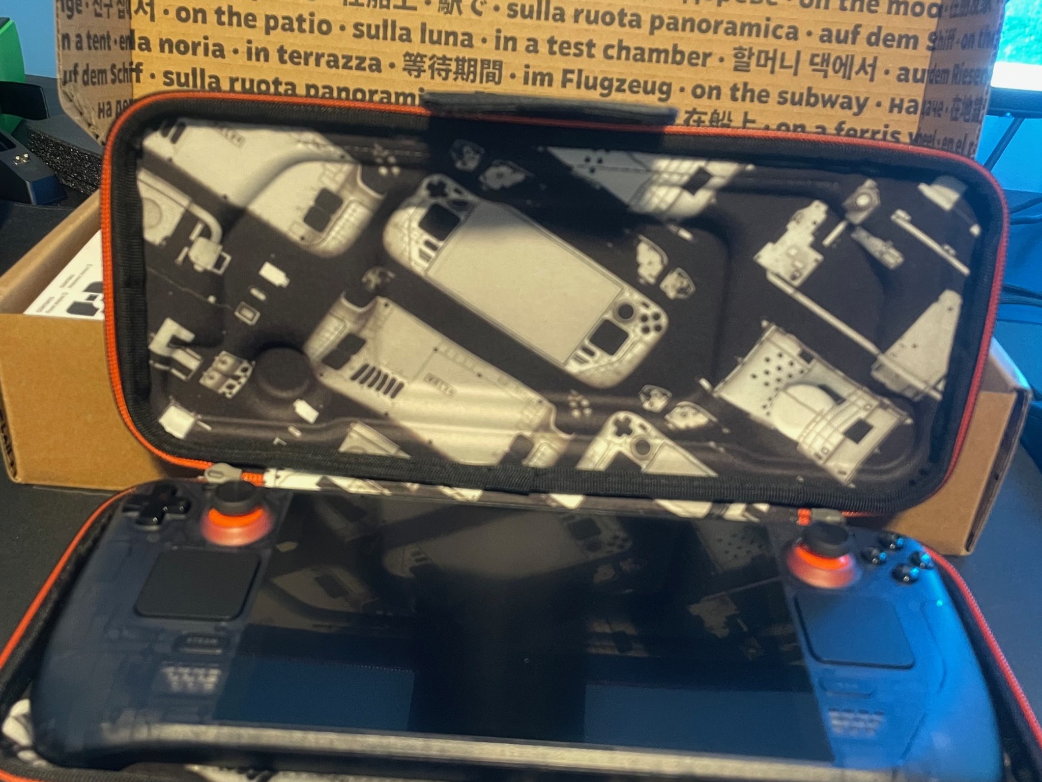 Steam Deck Limited Edition Transparent OLED 1TB