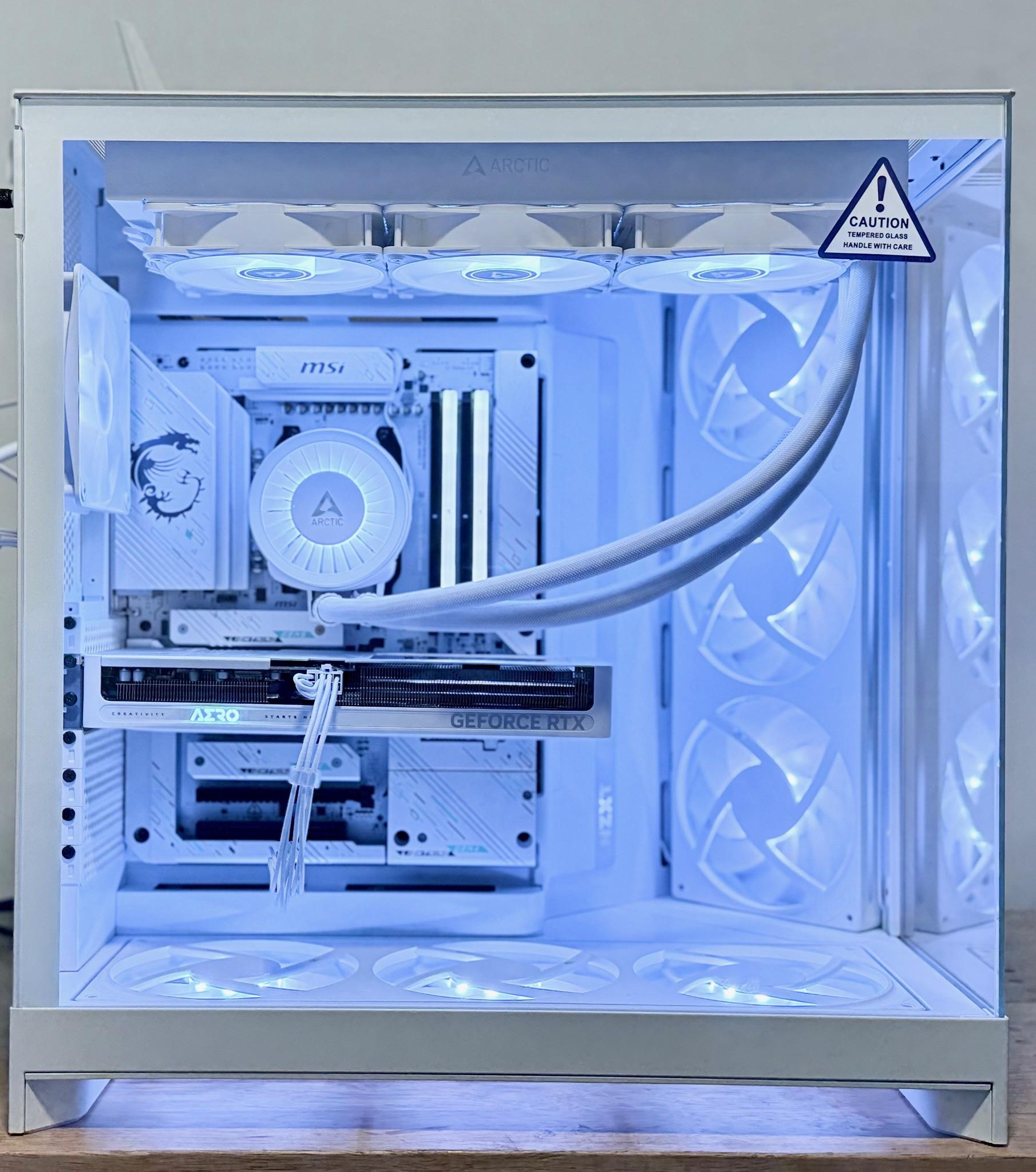 Avalanche RTX 5060 TI  Aero 16GB