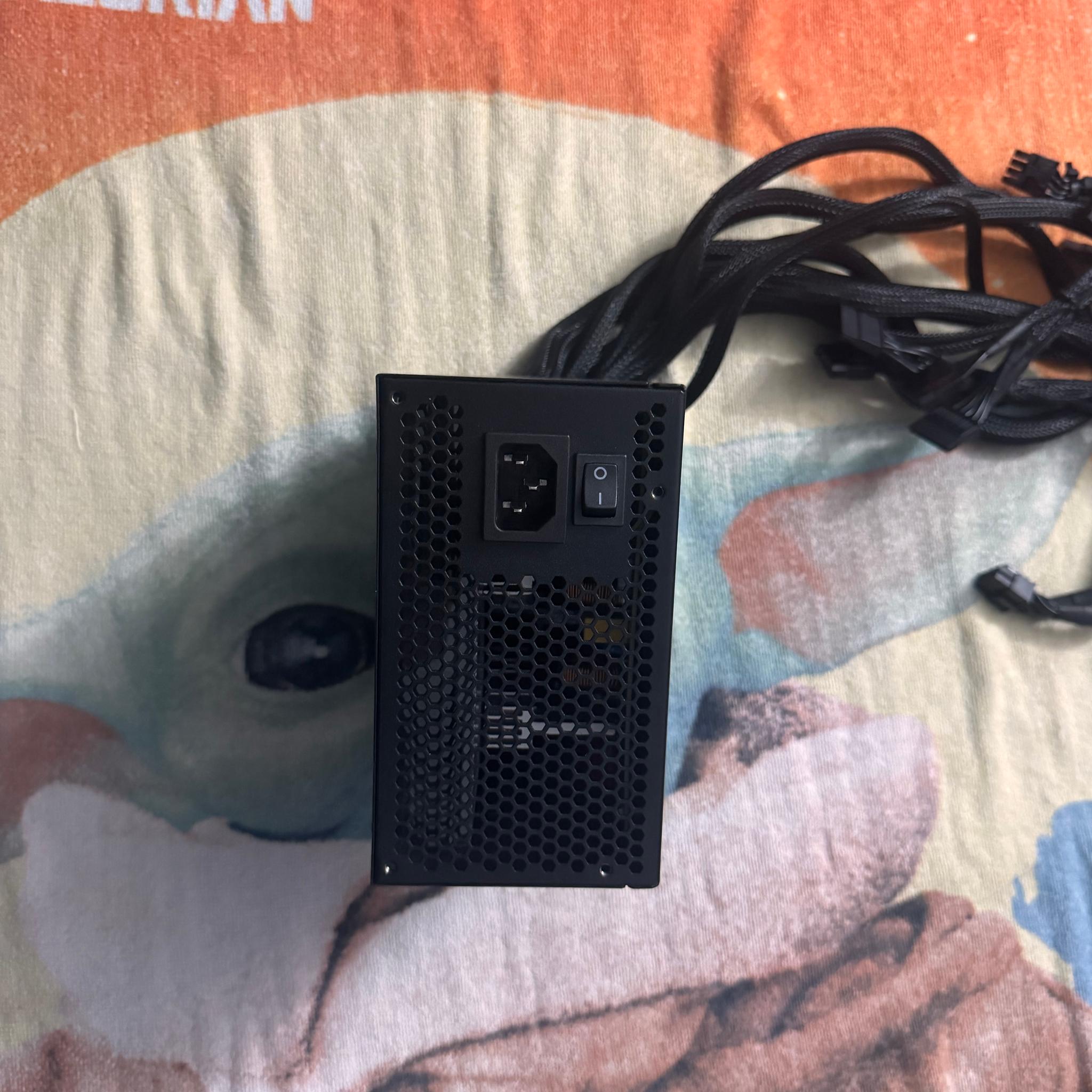 Apevia Prestige Power (850Watt)