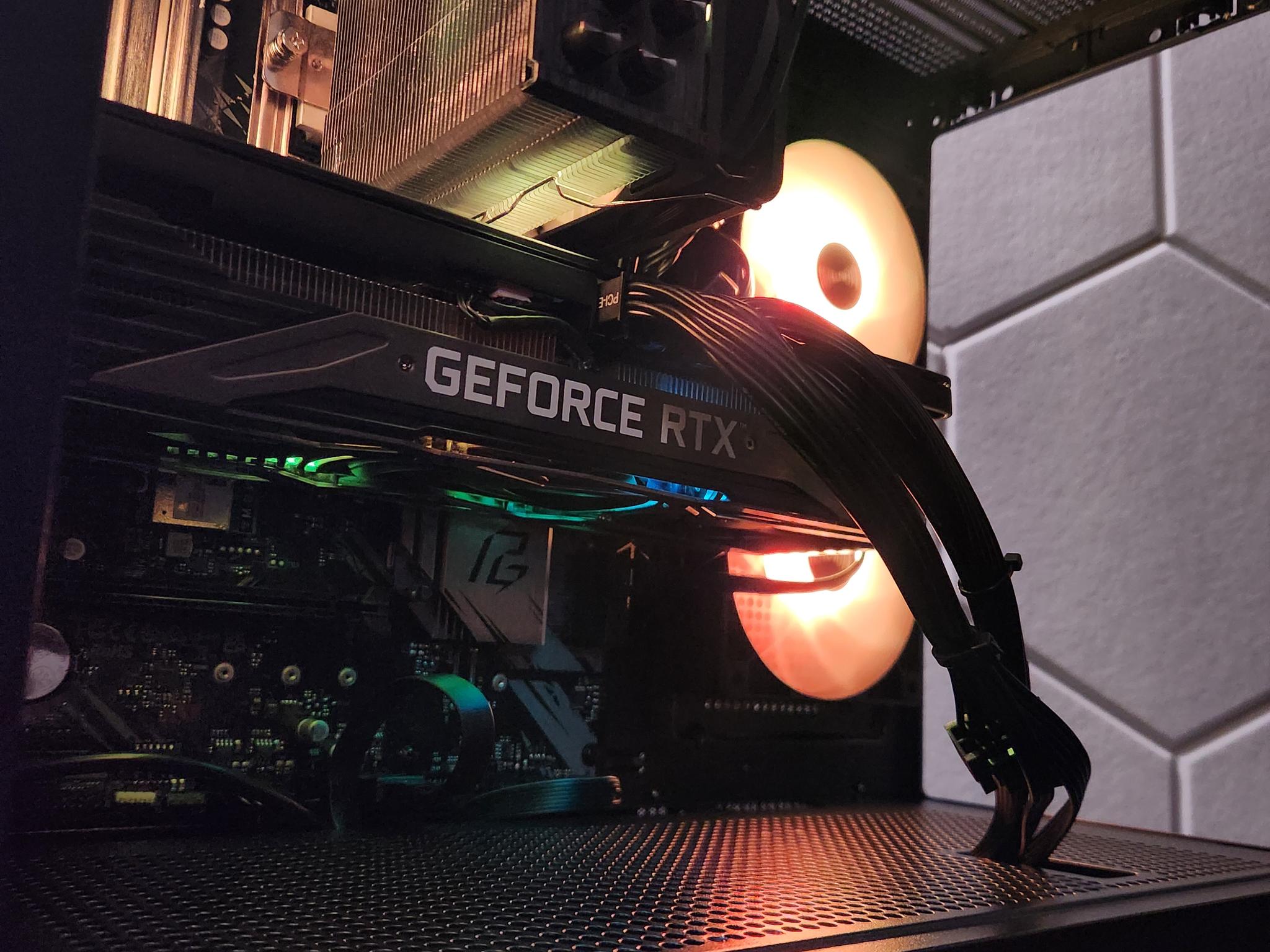 RTX 3070 | Ryzen 7 3700X | 16GB DDR4 | 256GB SSD + 1TB HDD | WIFI+BT | Windows 11