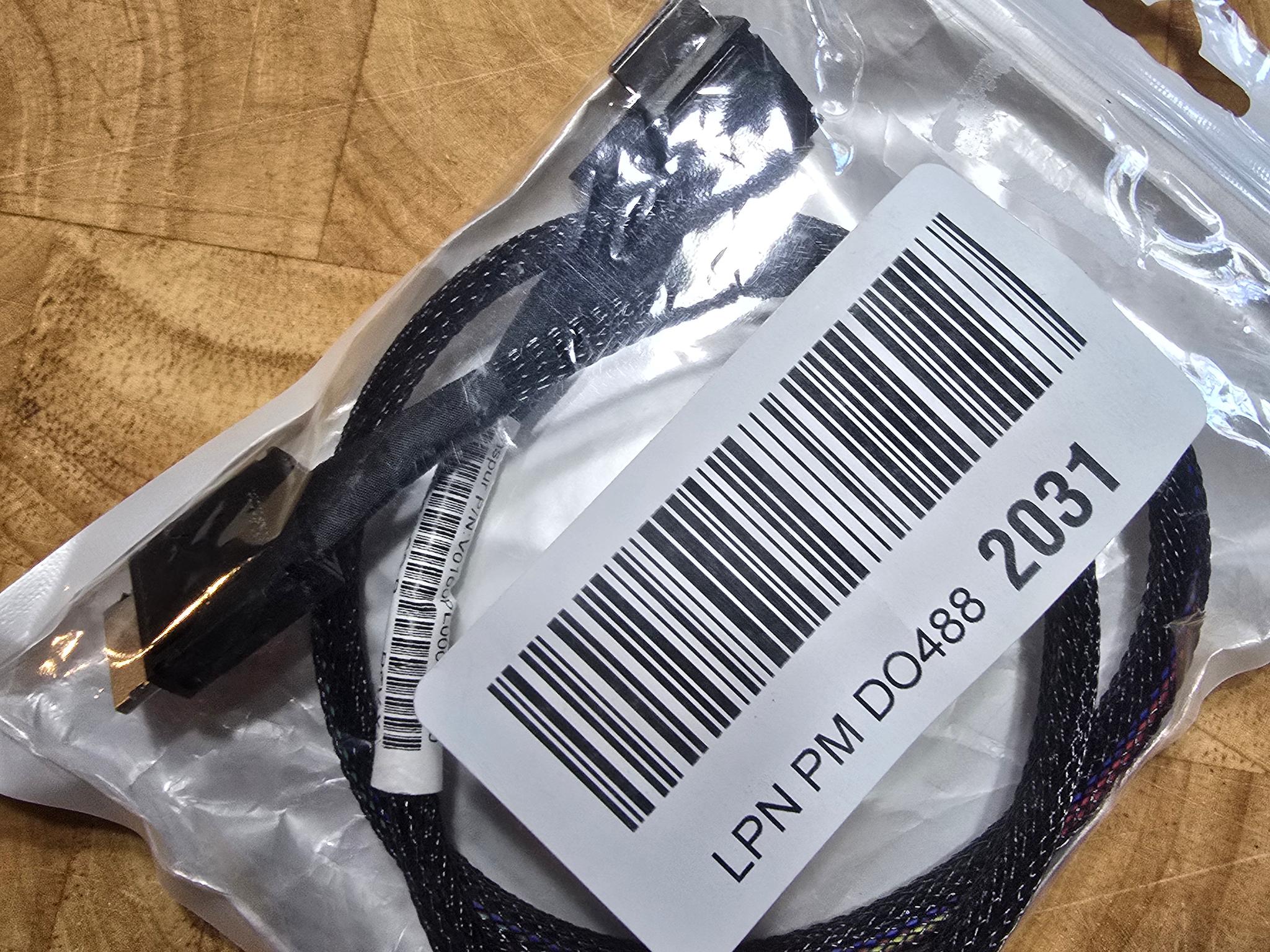 Left Angled 90 Degree OcuLink PCIe 4.0 PCI-Express SFF-8611 4i to SFF-8611 for eGPU SSD 50cm