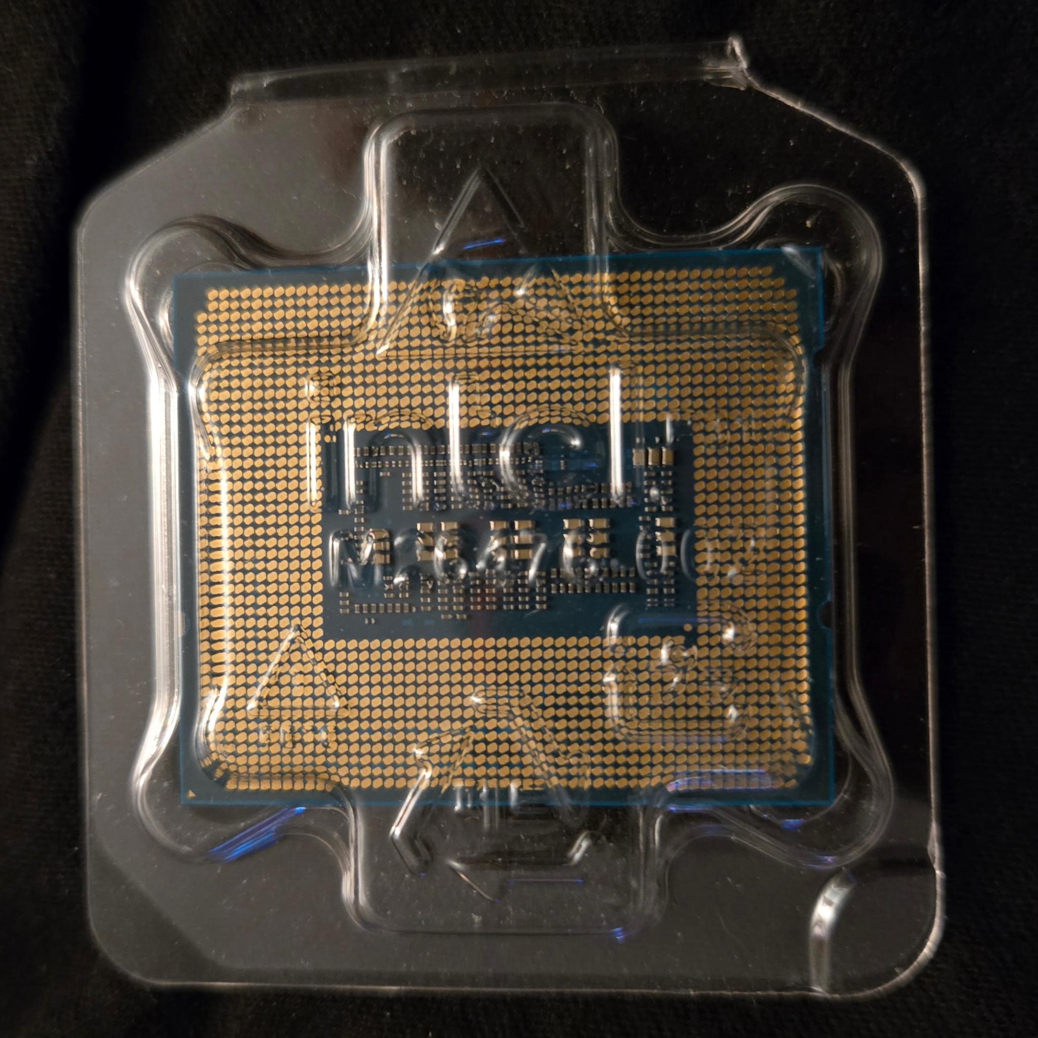 I9 Intel 13900KS Copper IHS Liqued Metal In Box Works 100%