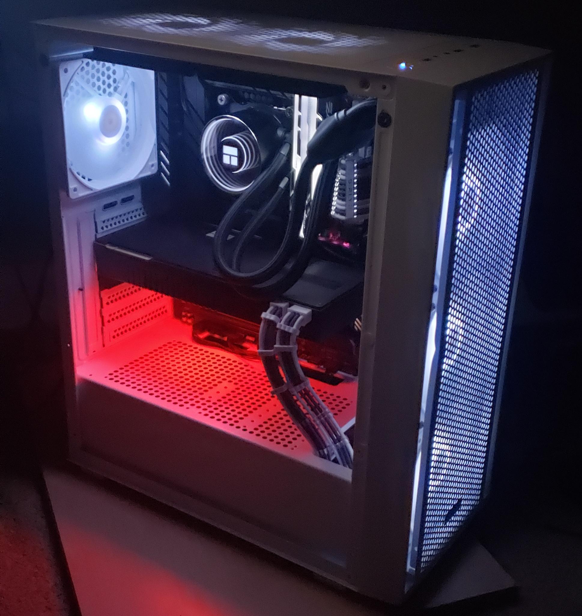 12600k RTX 2080 Windows 11 Pro Mid tier Gaming PC
