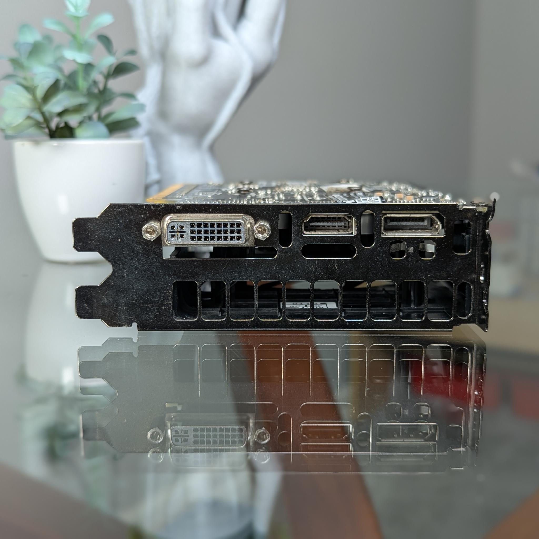 EVGA GTX 750Ti | Please Read Description | Powers On, But No Video Signal (??)