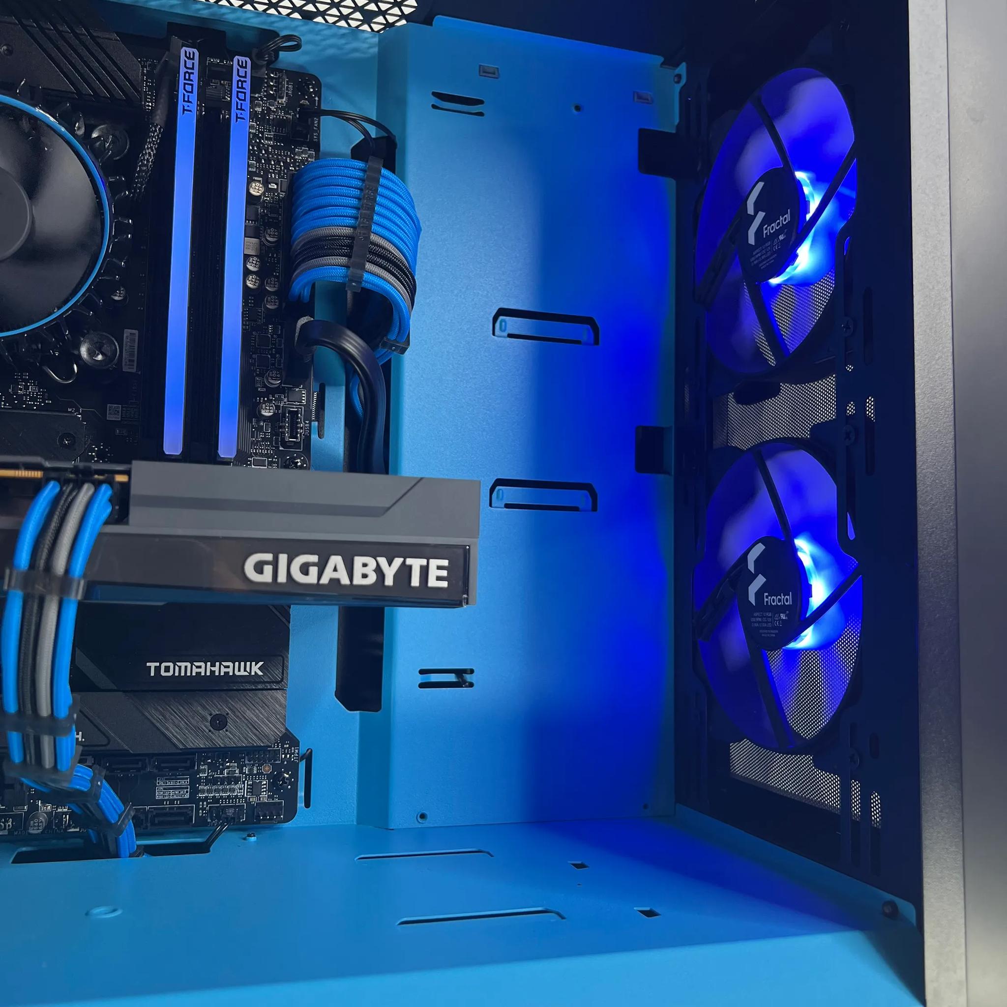 💙🖤 1080p Beast | Intel i3 12100f | RX 6600 8GB | 16GB Ram | 1TB NVME SSD 🖤💙