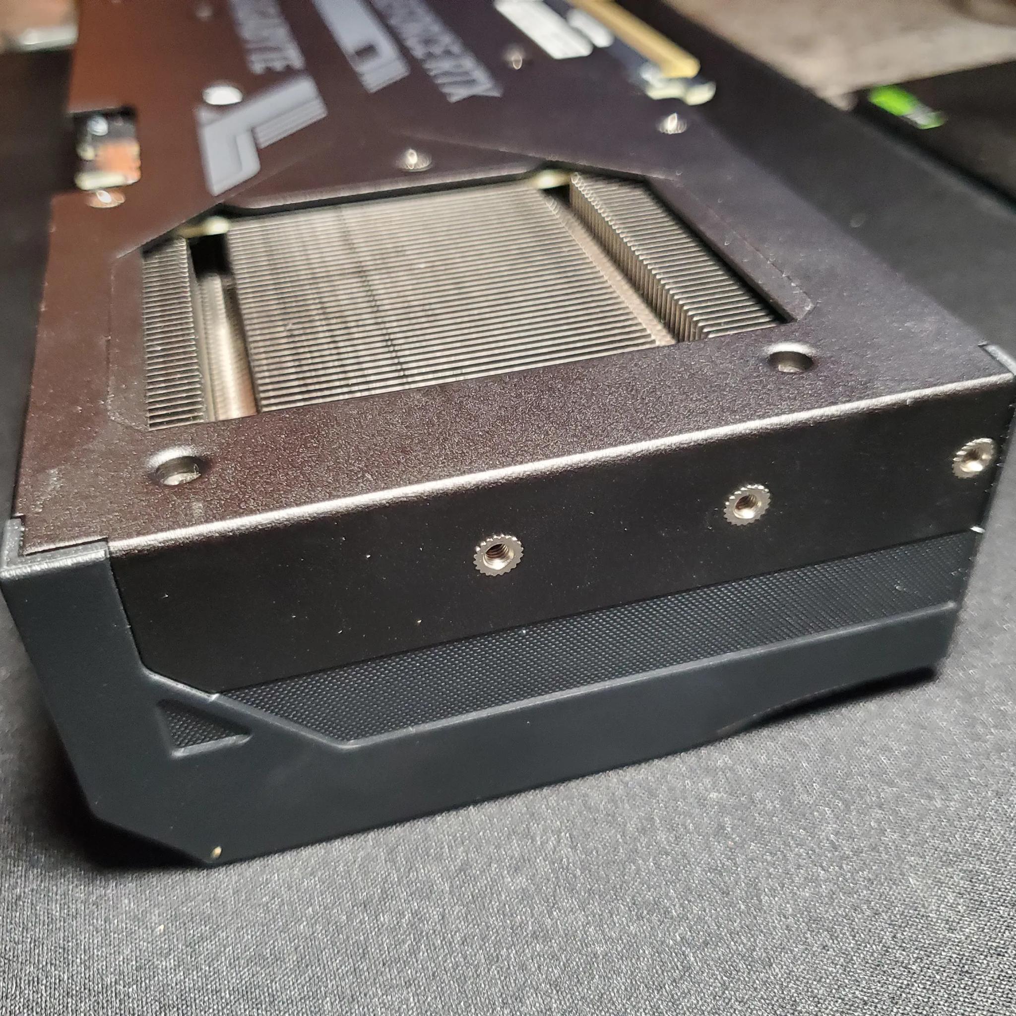RTX 4070 12 GB Gigabyte Windforce