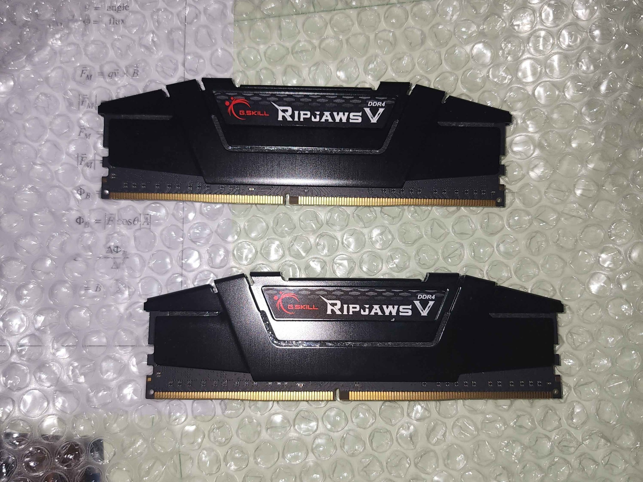 G.SKILL Ripjaws V Series (Intel XMP) DDR4 RAM 16GB (2x8GB) 3600MT/s CL16-19-19-39 1.35V