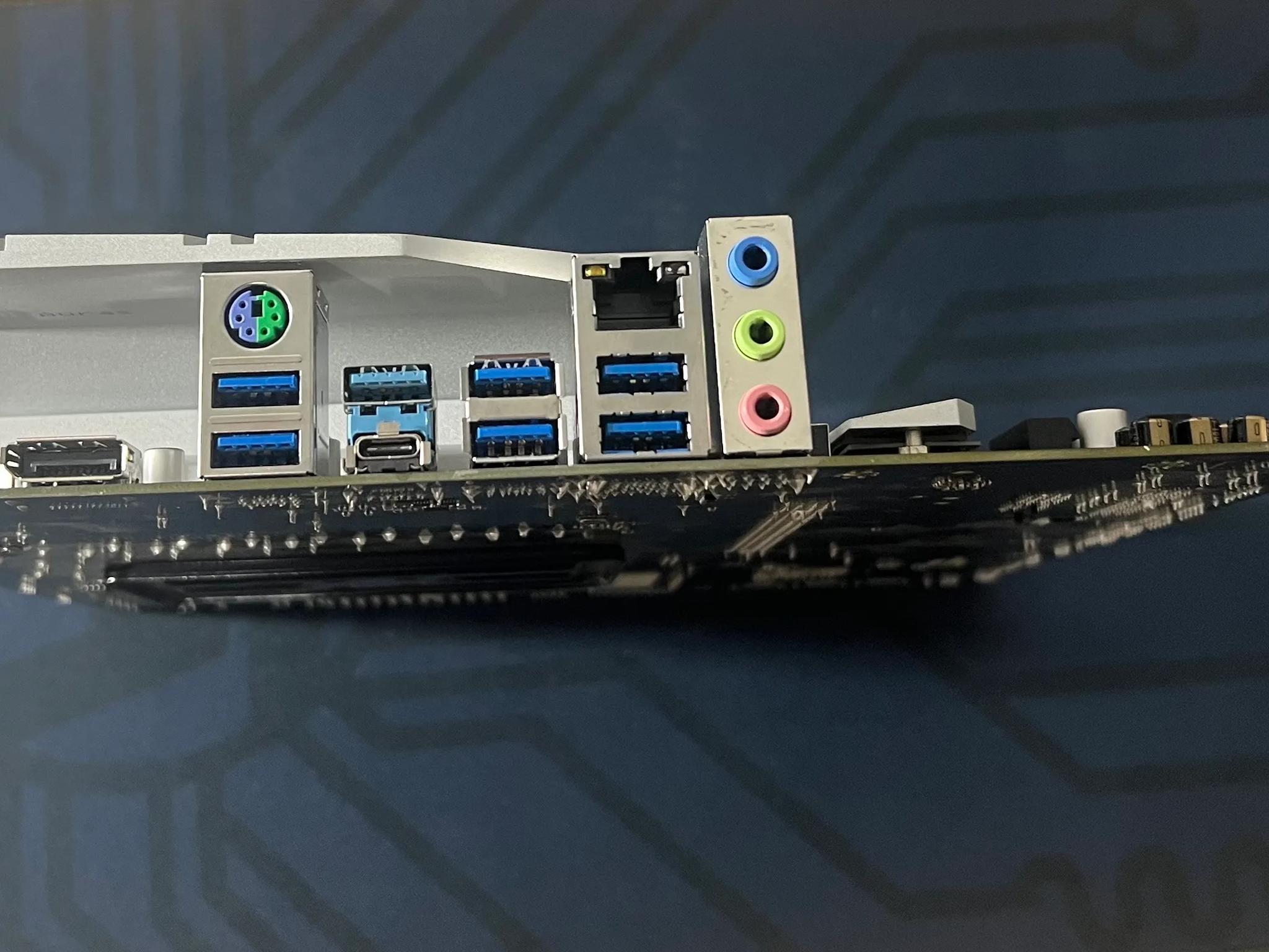 X570M Pro4 Micro-ATX AM4 Motherboard