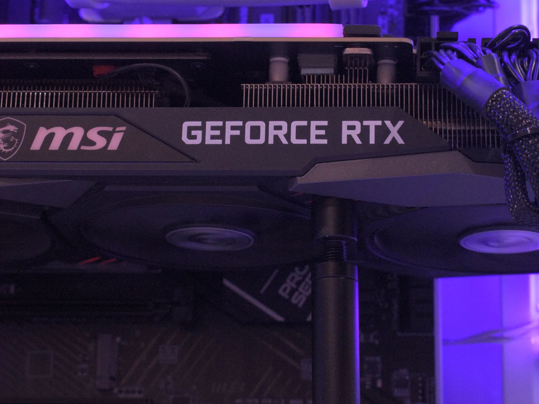 Gaming PC | Ryzen 7 7700 | RTX 3080 10GB | 32GB DDR5 | 1TB nVME SSD | 1440p White Gaming PC RGB