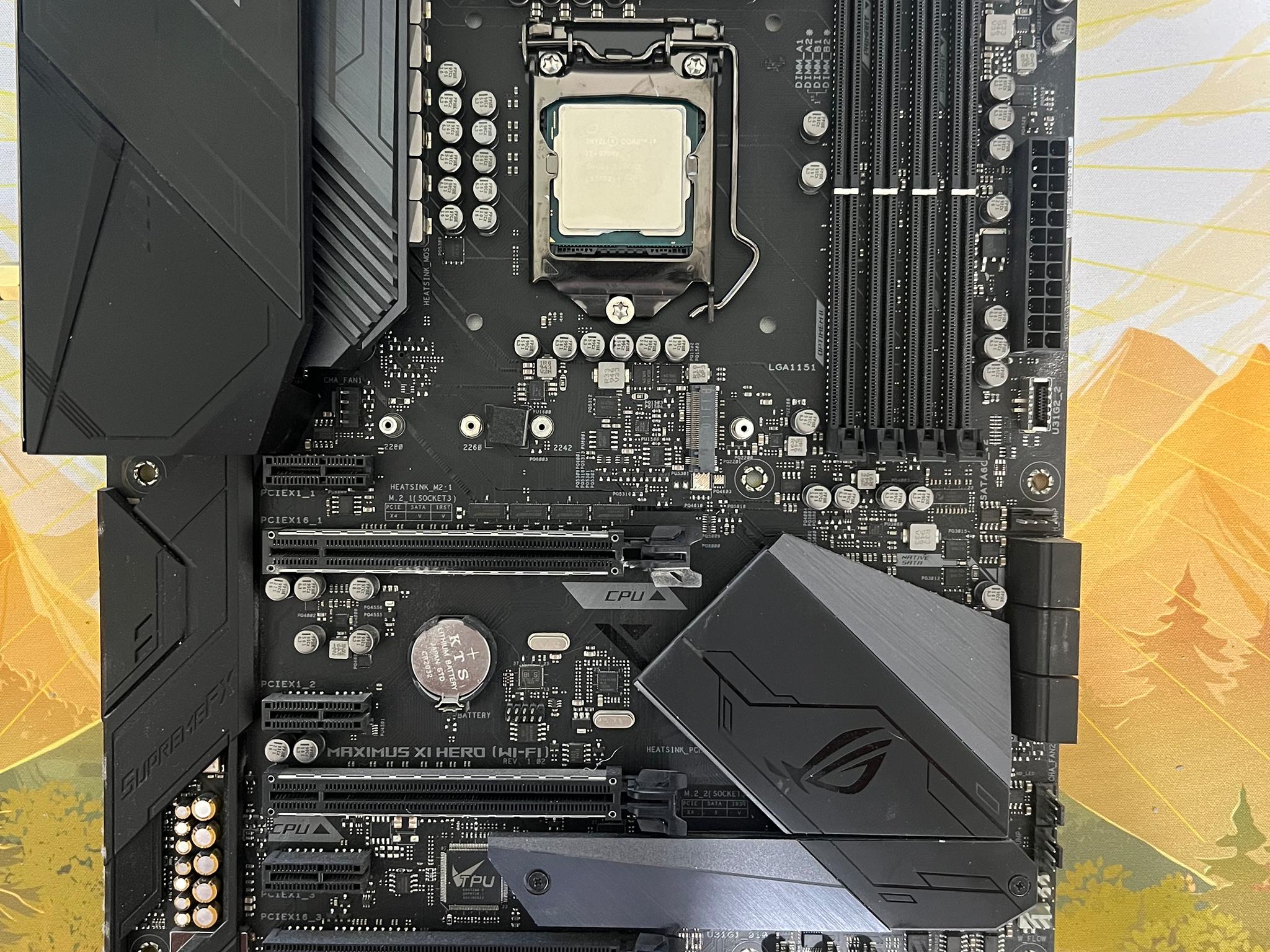 i7 9700k WITH Asus Hero XI full ATX Combo
