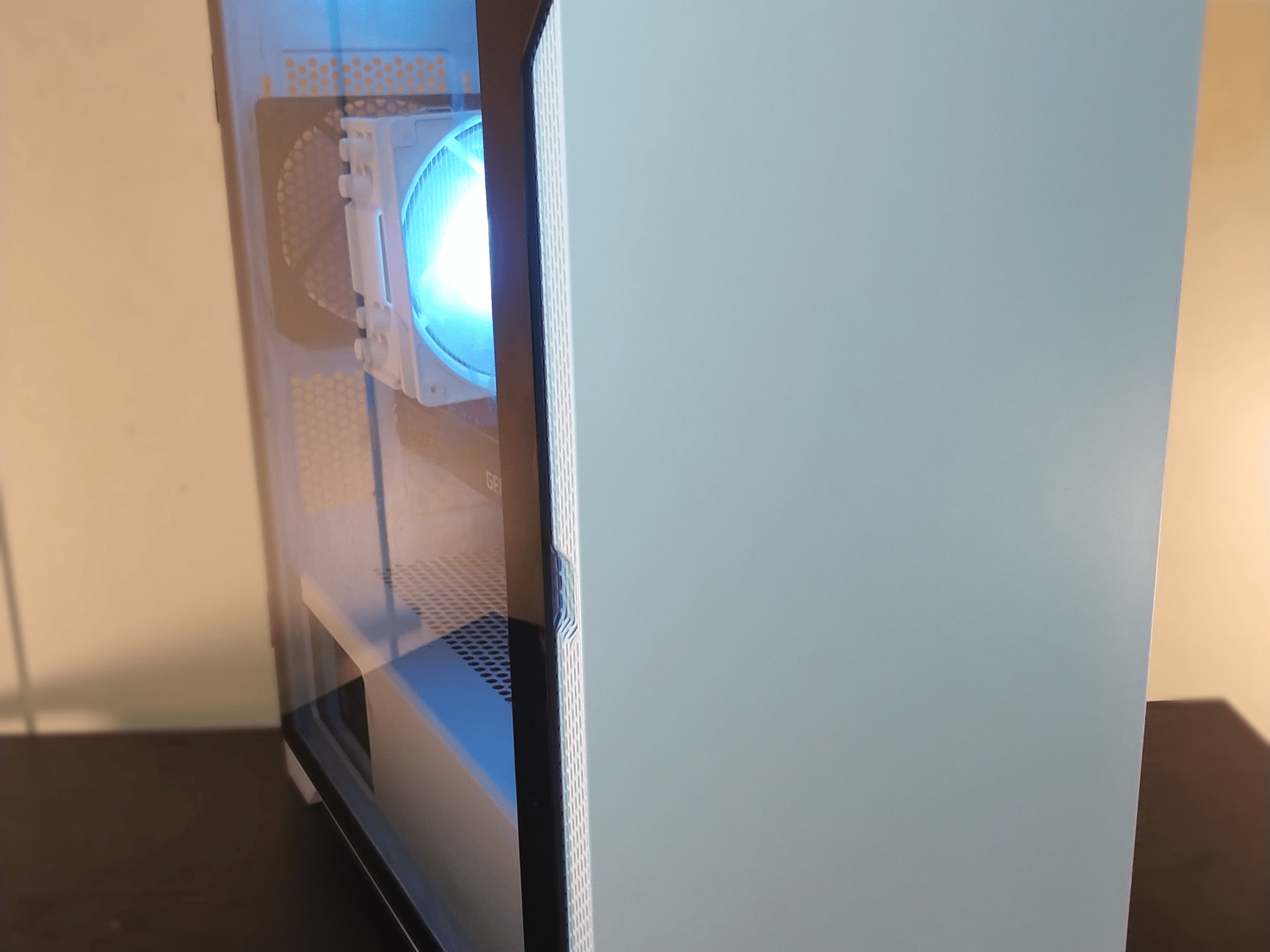 Gtx 1070 i3 10100f gaming pc custom