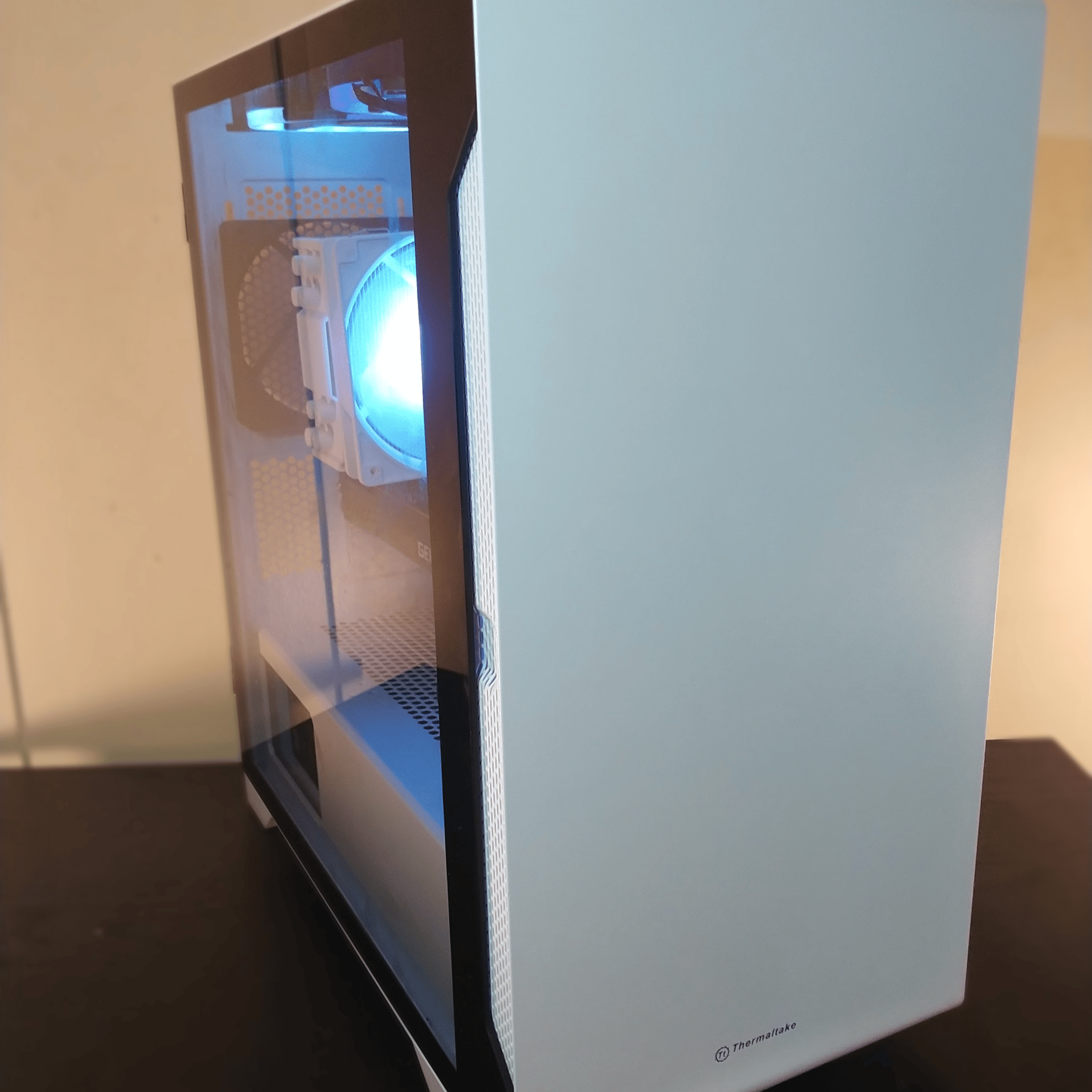 Gtx 1070 i3 10100f gaming pc custom