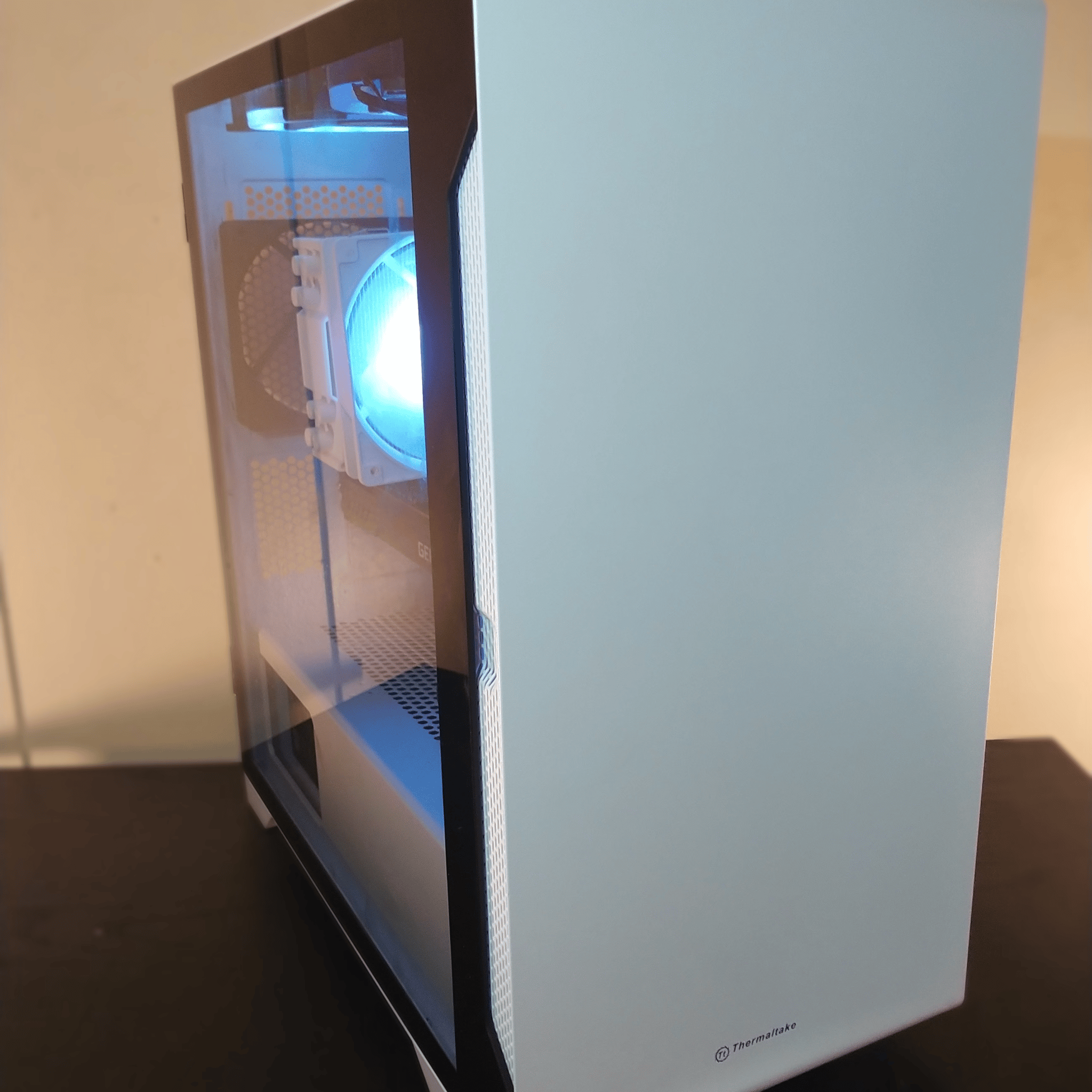 Gtx 1070 i3 10100f gaming pc custom