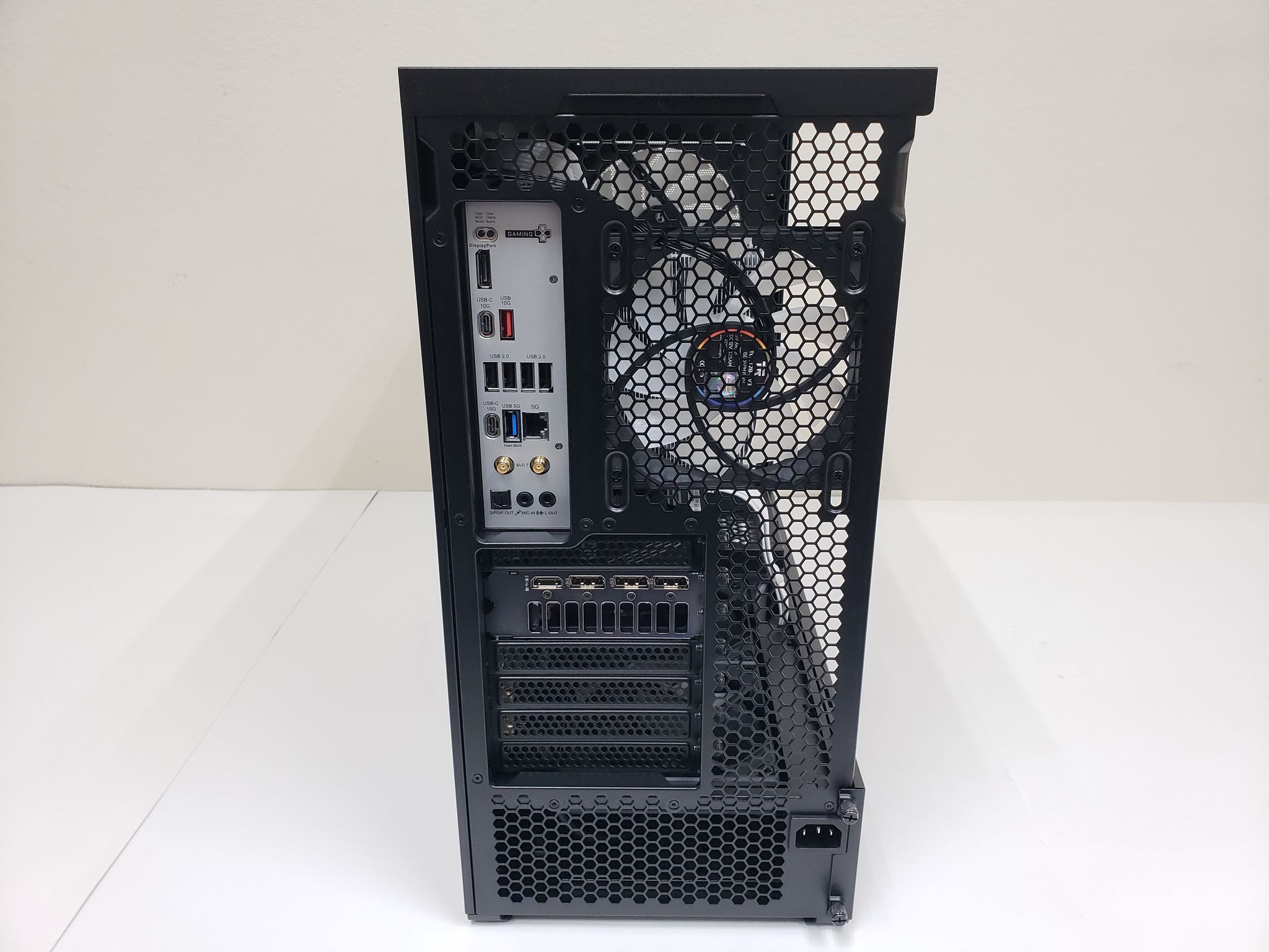 PC on Sale! Ryzen 5 9600X, RTX 5070, 32GB-DDR5 6000, 2TB SSD NVMe, 1000W PSU