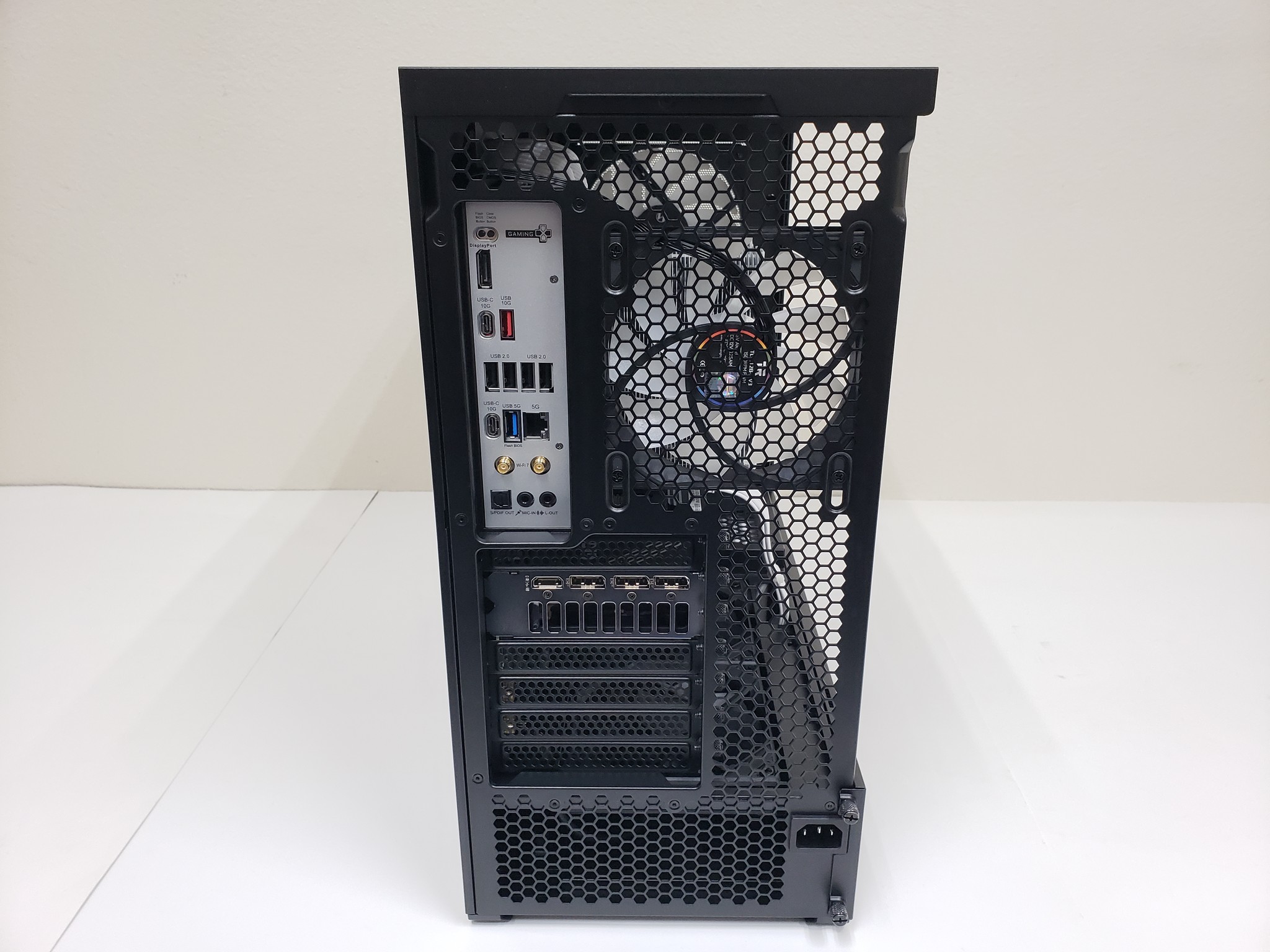PC on Sale! Ryzen 5 9600X, RTX 5070, 32GB-DDR5 6000, 2TB SSD NVMe, 1000W PSU