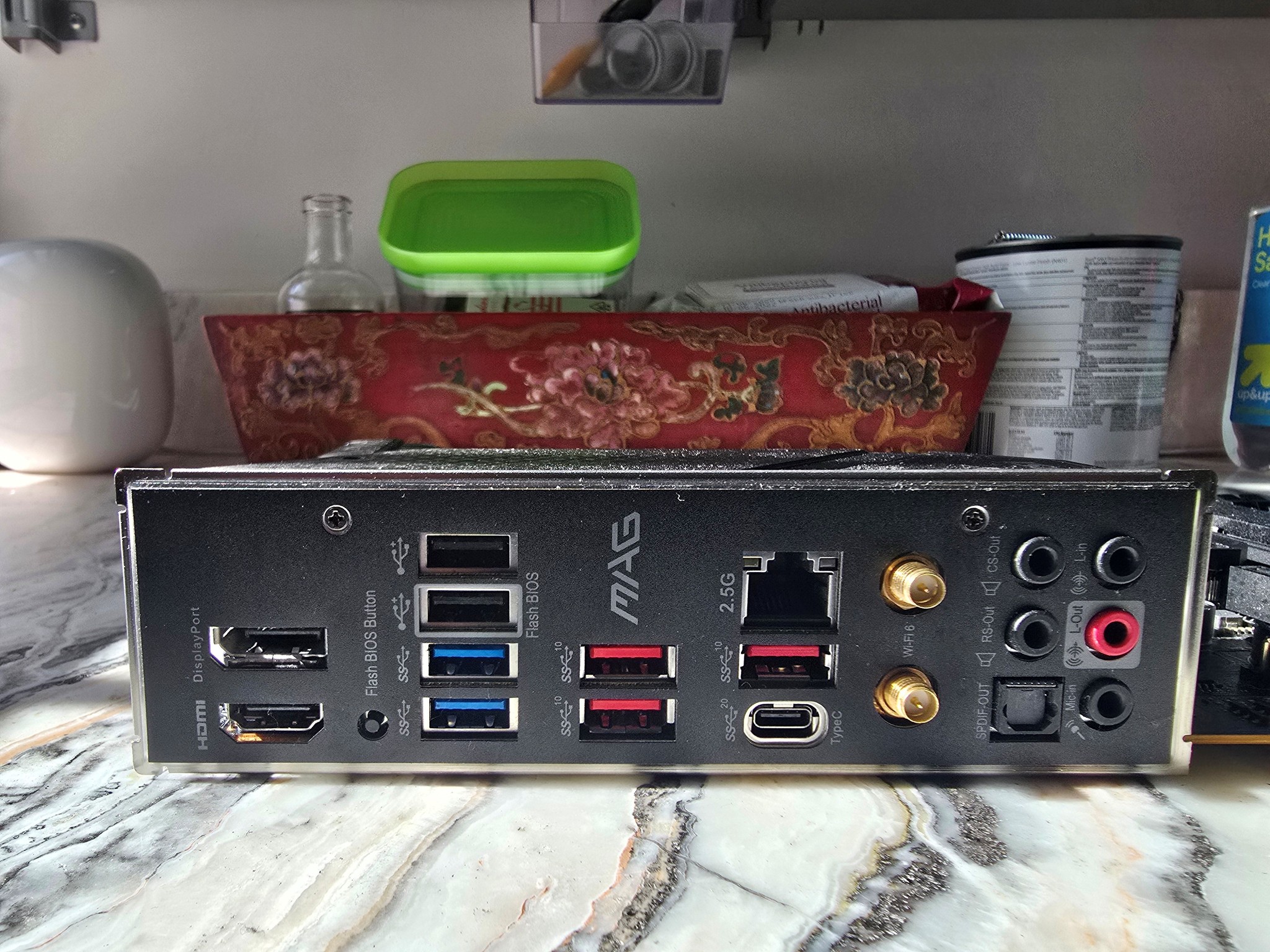 Used MSI MAG Z690 Tomahawk WiFi DDR4 Gaming Motherboard