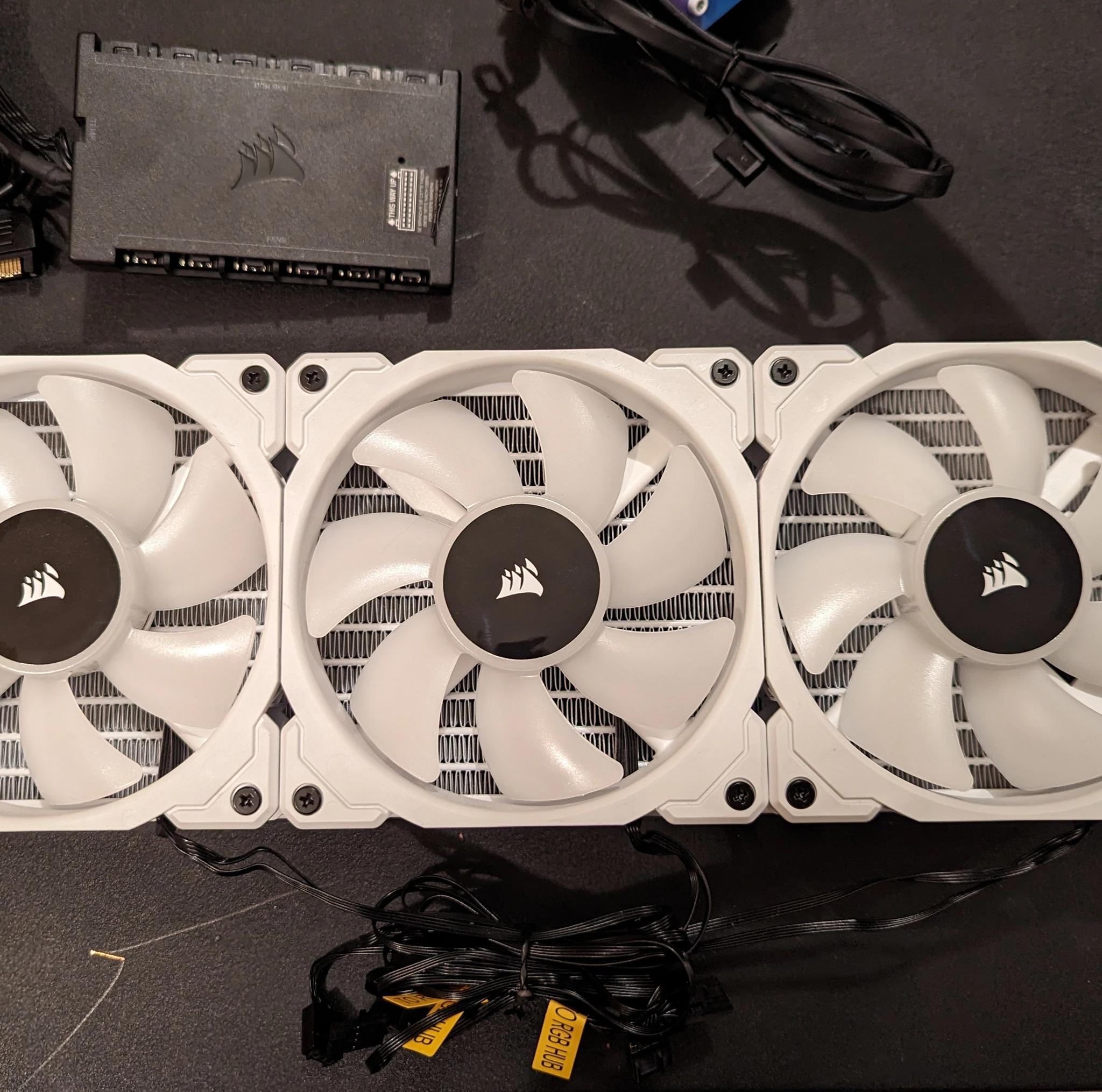 Corsair H150i ELITE CAPELLIX 360mm AIO with iCUE - White - AMD Only