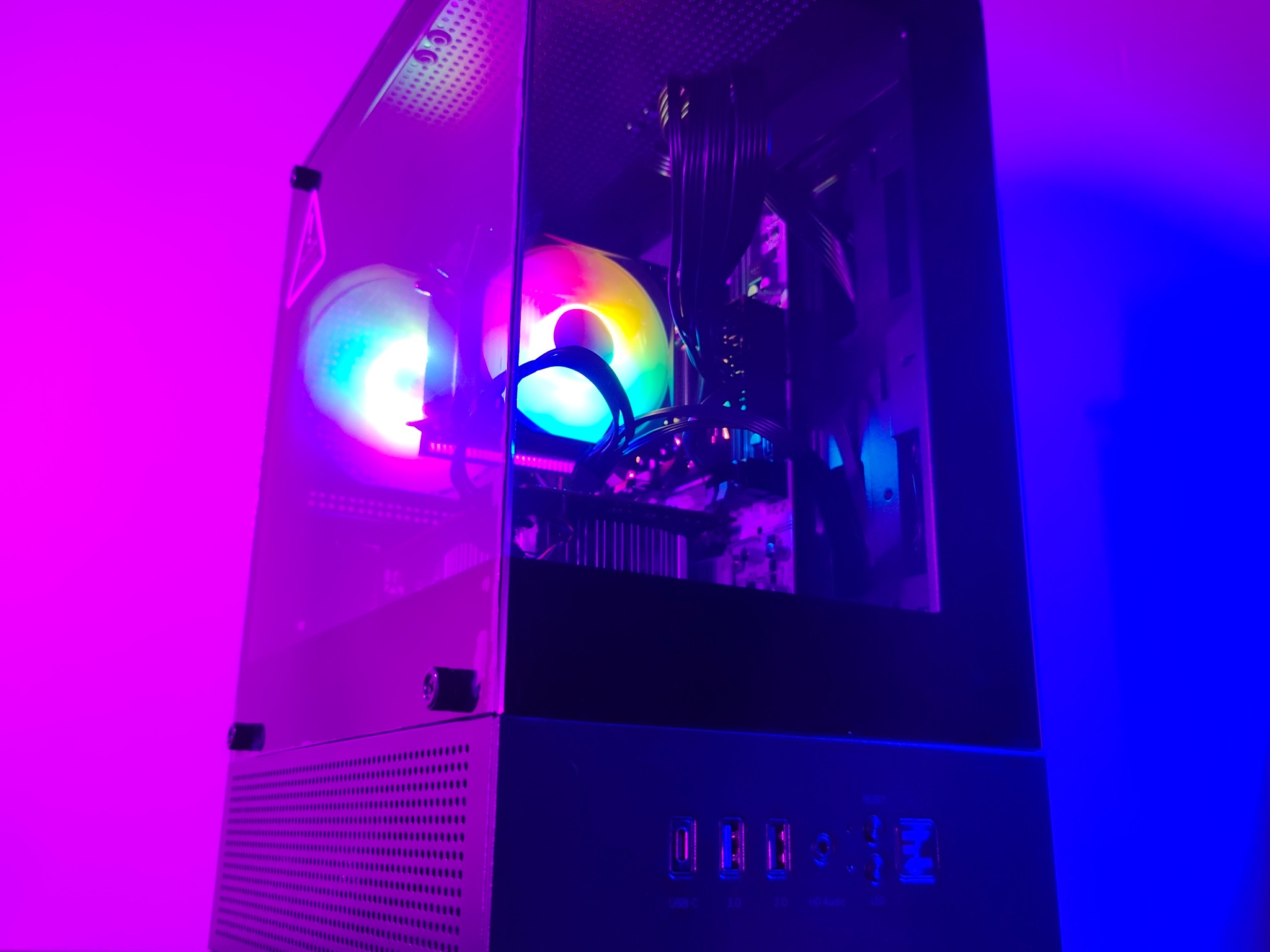 Custom 14 Core 28 Thread Xeon | 8GB DDR4 | GTX 1060 | M.2 SSD + HDD Storage | Zalman SFF Windows PC