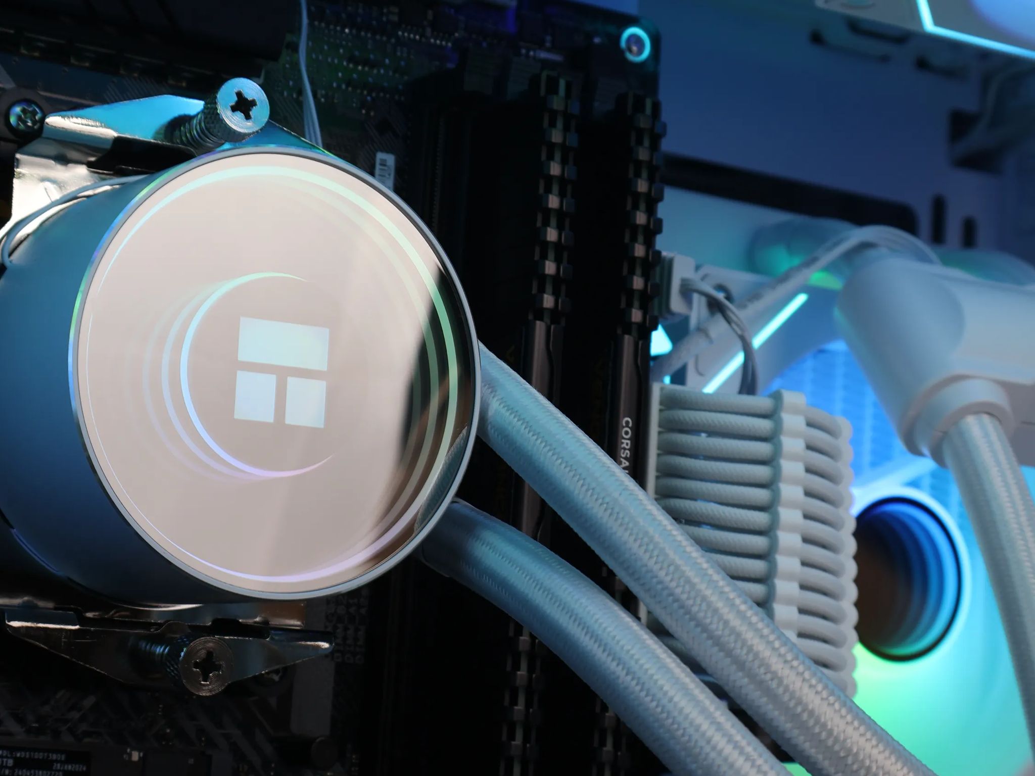 ⚪ Ryzen 7 5800XT/RTX 5060 8GB Gaming/Streaming PC ⚪