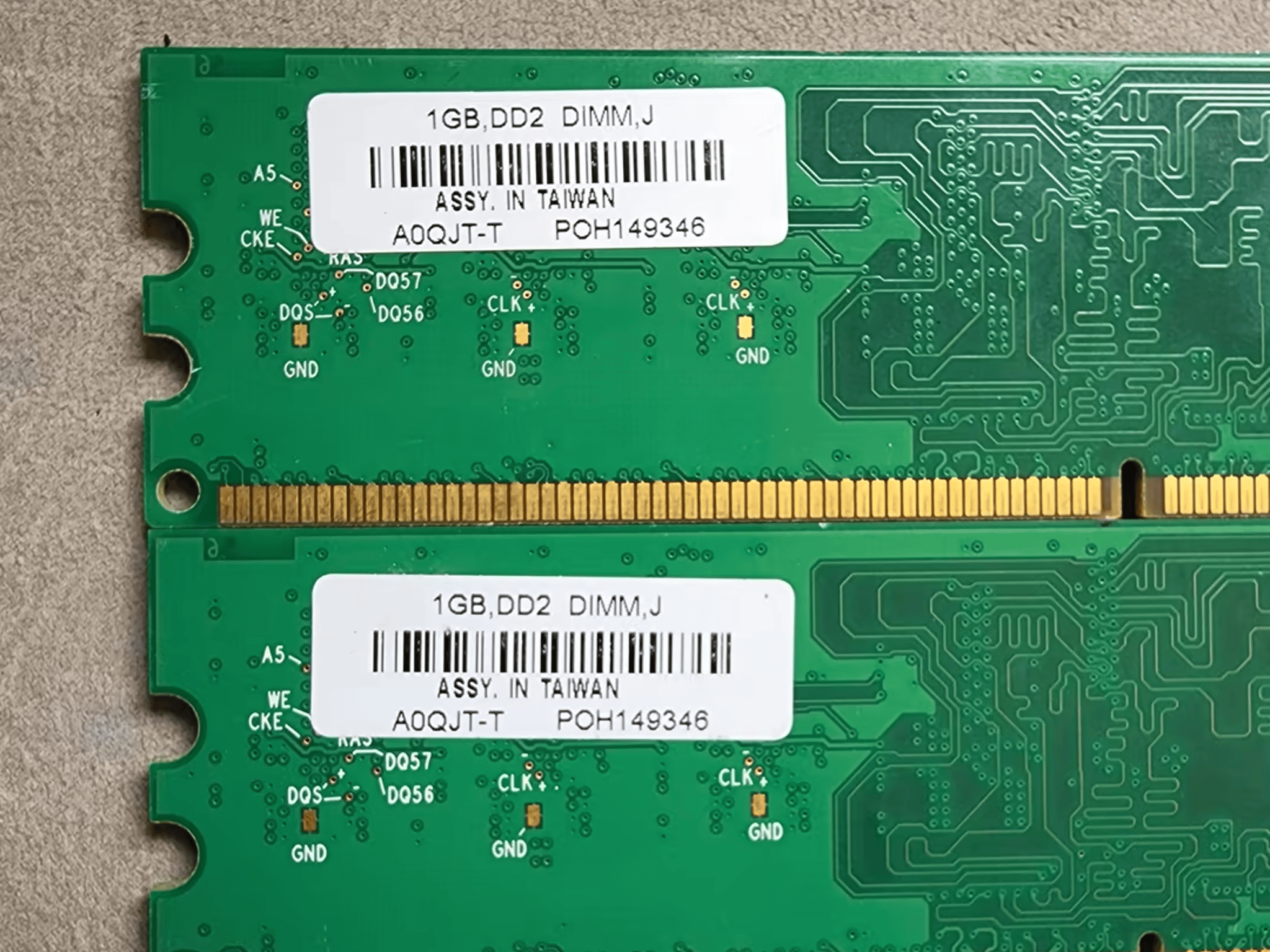 Various DDR2 RAM kits and single sticks