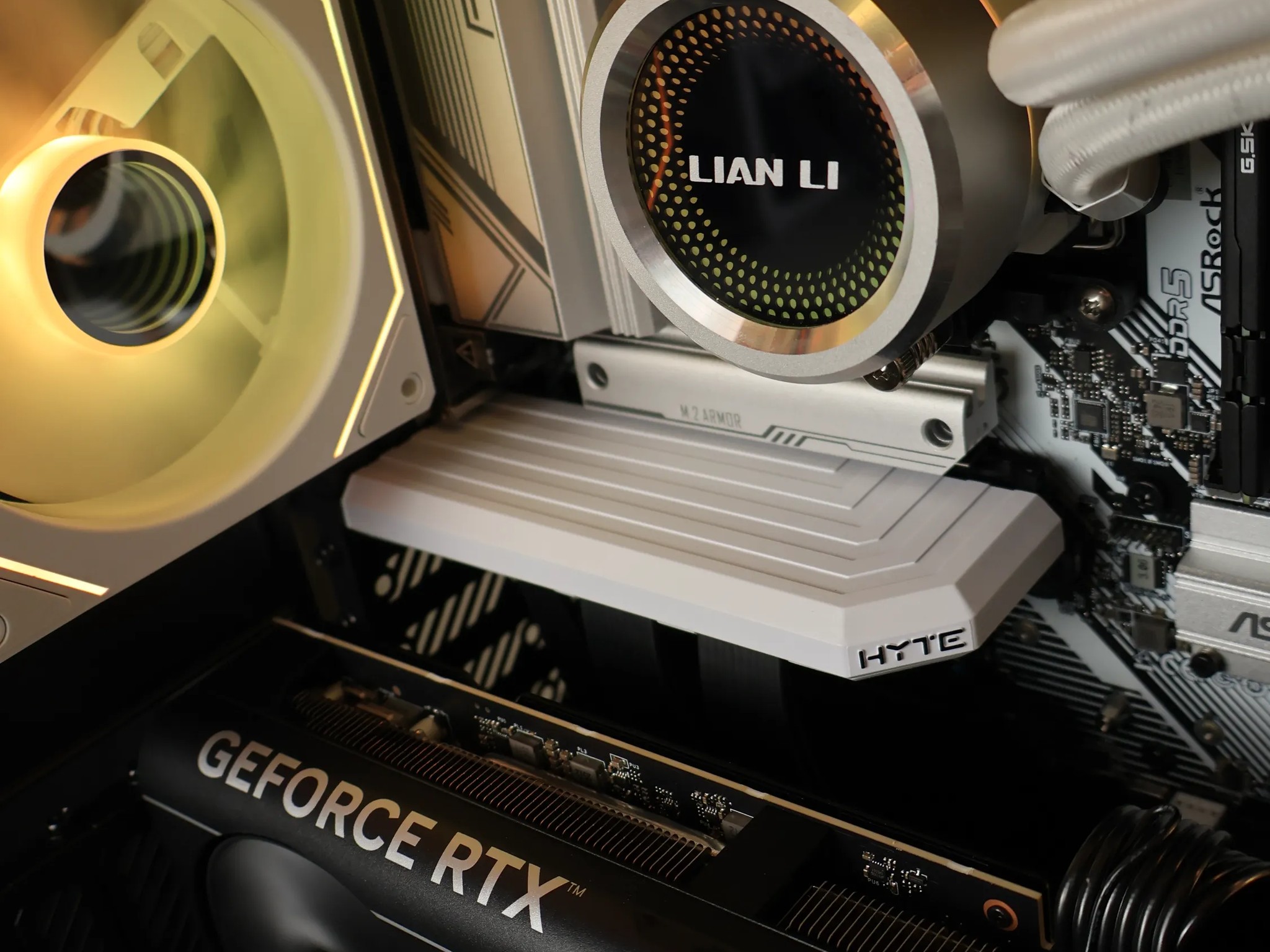 ⚪ Ryzen 7 9800X3D/RTX 5080 16GB Gaming/Streaming PC ⚪