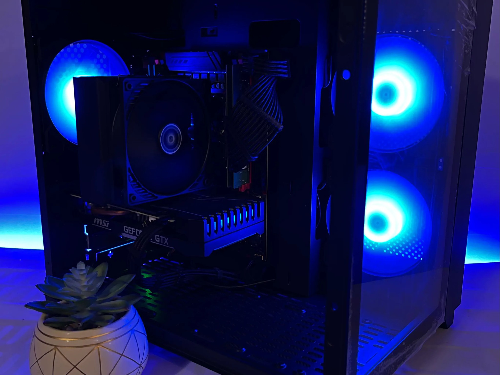 14C/28T RGB Gaming PC (E5-2680 V4, 32GB RAM, GTX 1660 Super, 1TB NVME)