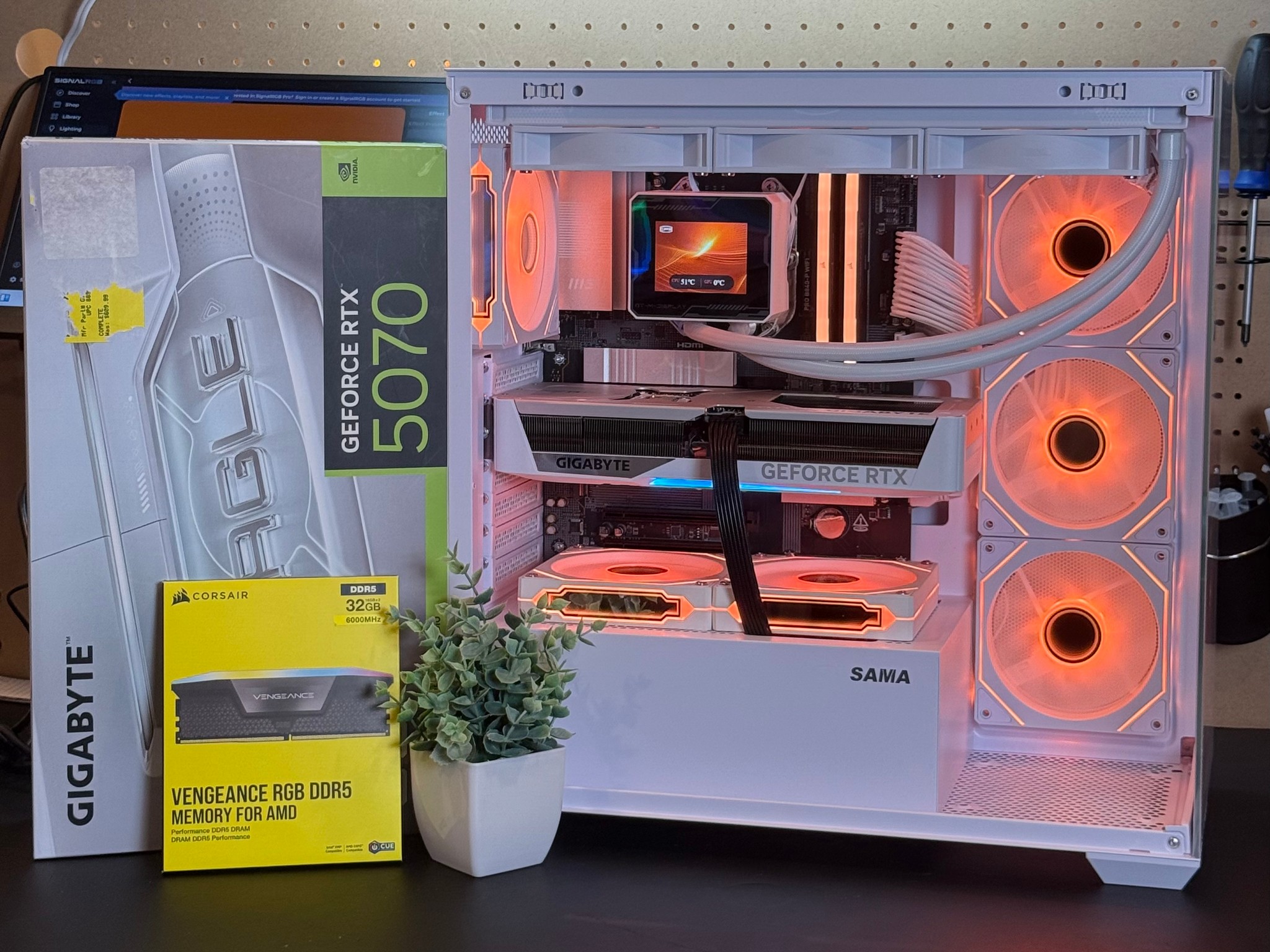 ❄️ WHITEOUT All White Gaming PC | RTX 5070 | Ryzen 7 7700 | 32GB DRR5 RAM | 1TB | Windows 11