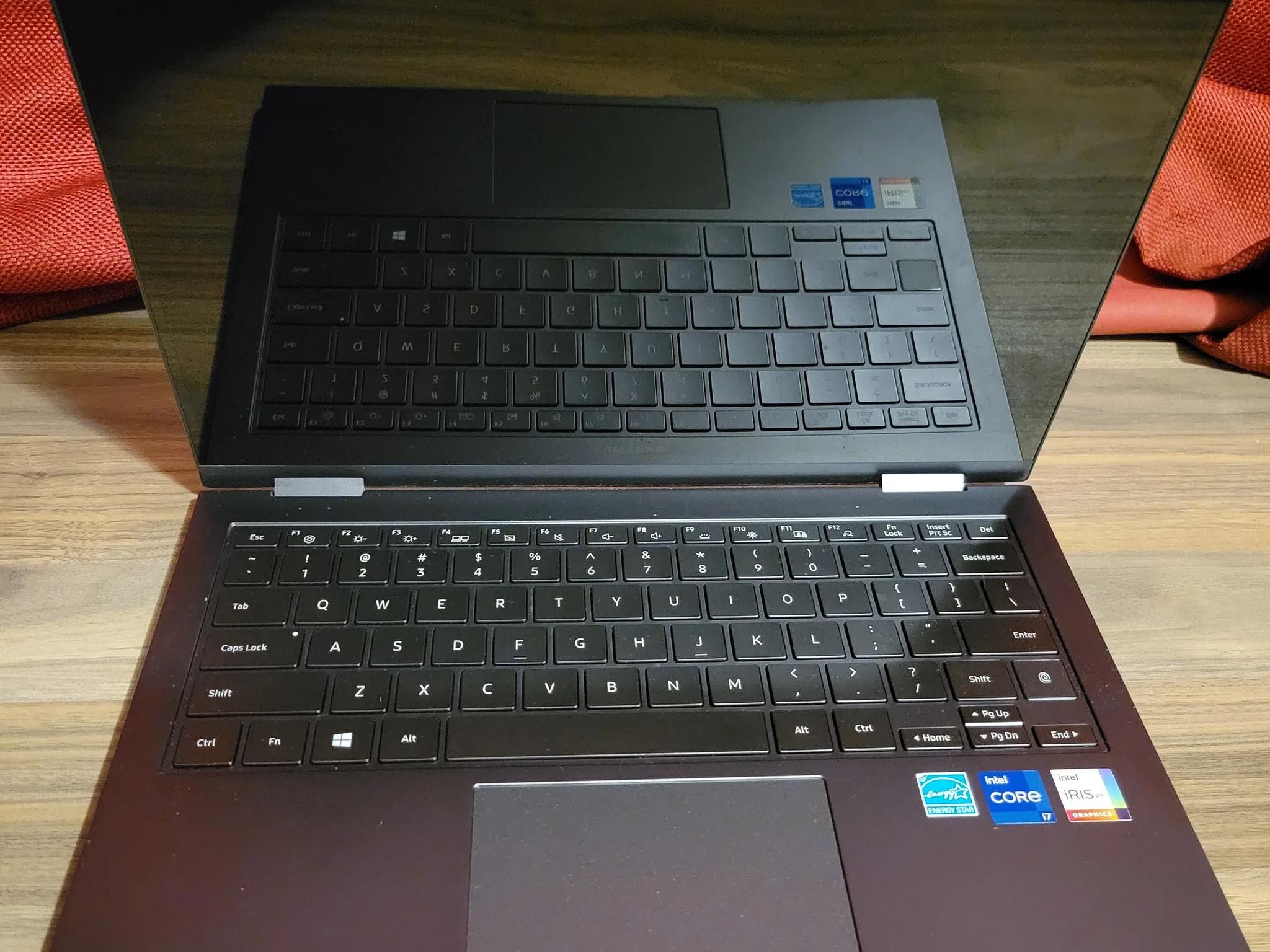 Samsung Galaxy Flex 2 Alpha Laptop - 13.3" Qled Touch Screen