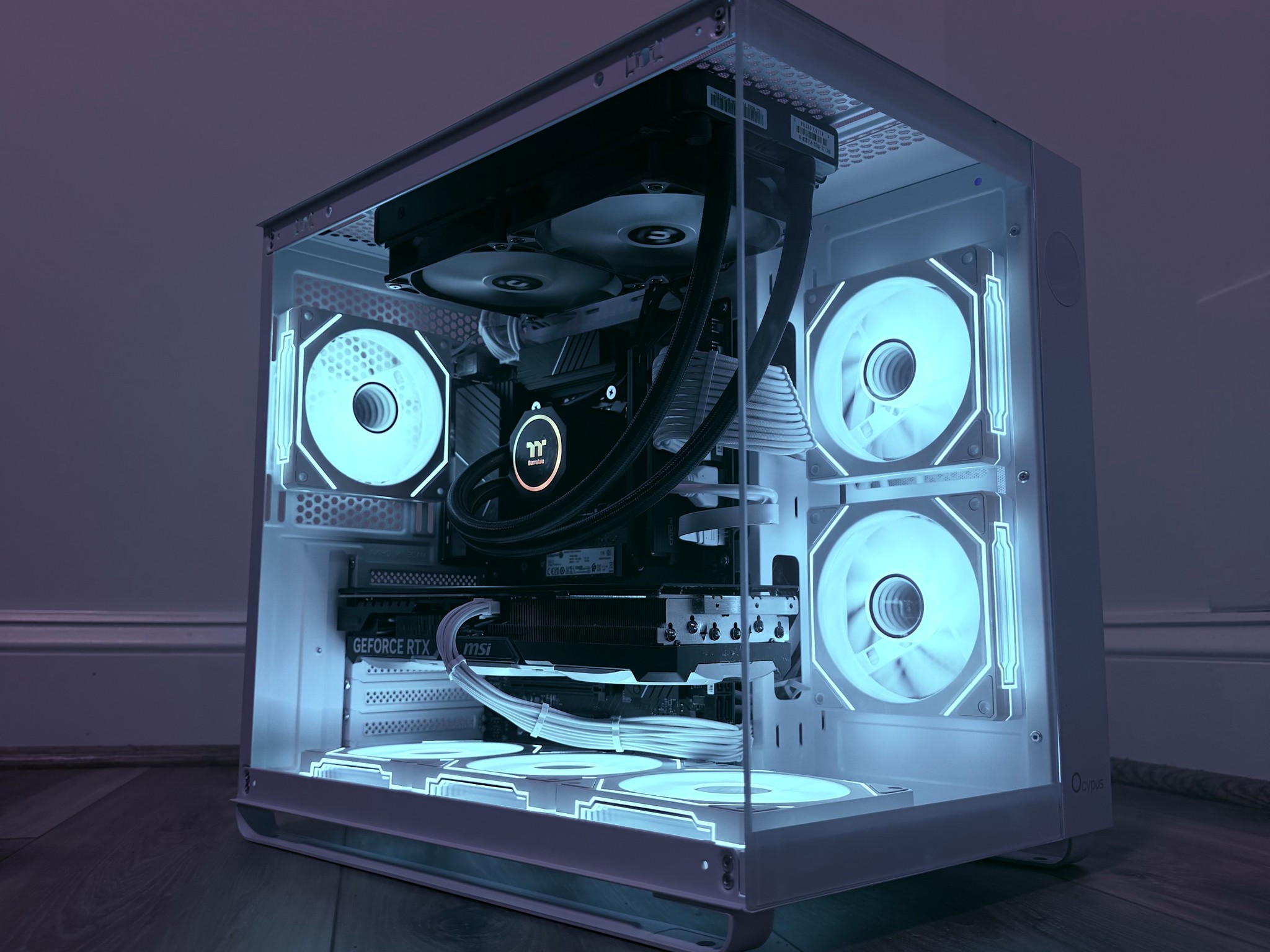 ❄️"Glacier Nova"❄️| 1440p Gaming | 4070 Ți | Intel i7 13700KF | 32GB Ram | 2tb NVMe SSD | WiFi