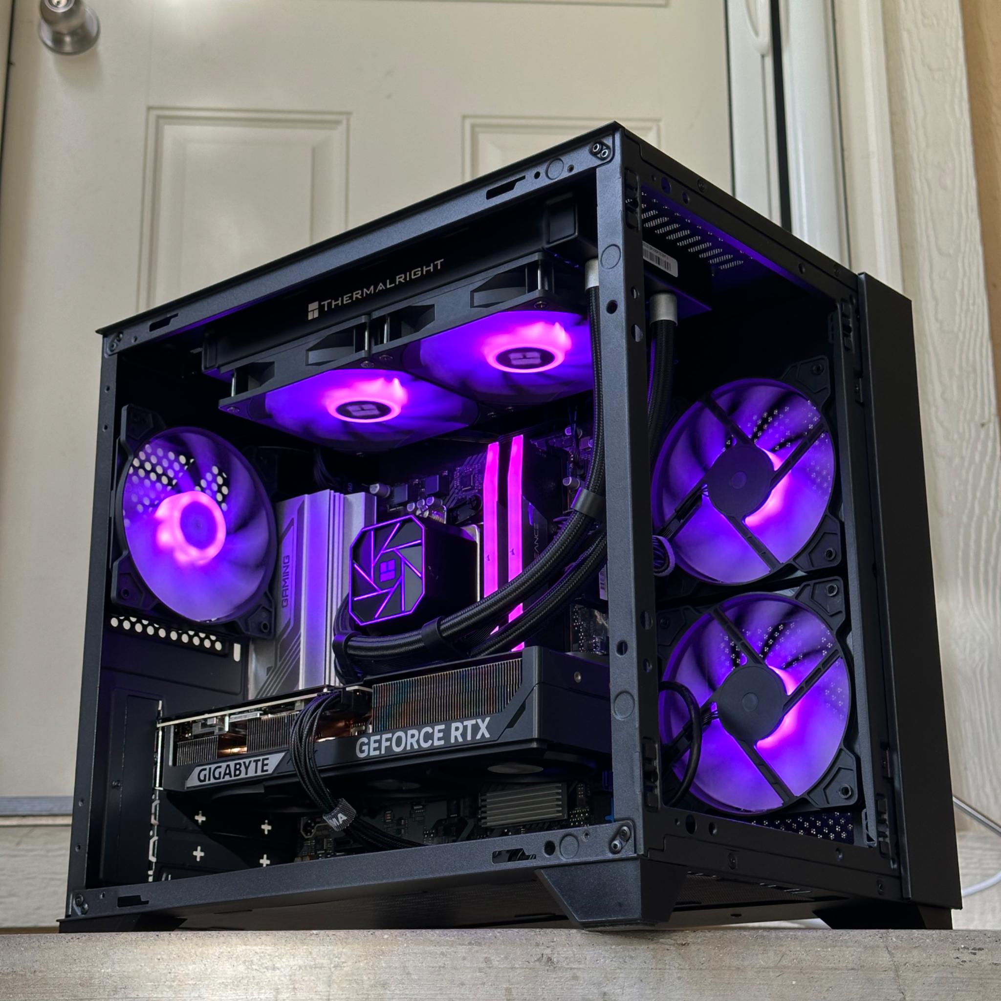 Ryzen 7 8700F • Rtx 5070 • 32GB DDR5 • 1TB nvme