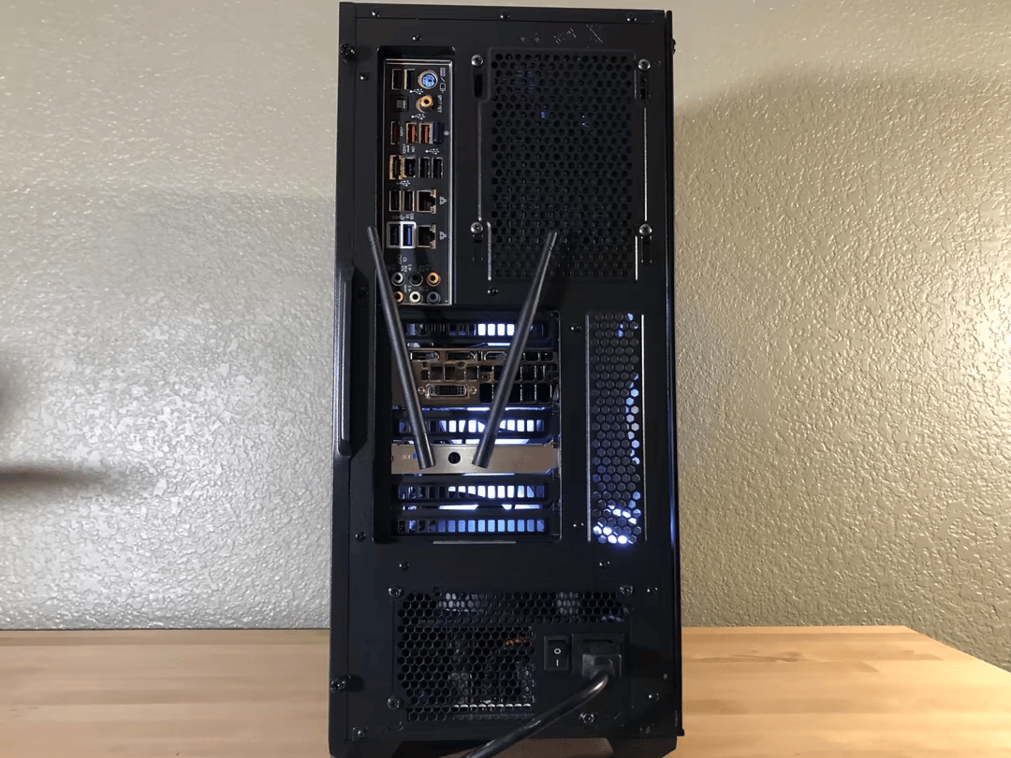 Water Cooled Gaming PC (with GTX 980Ti)