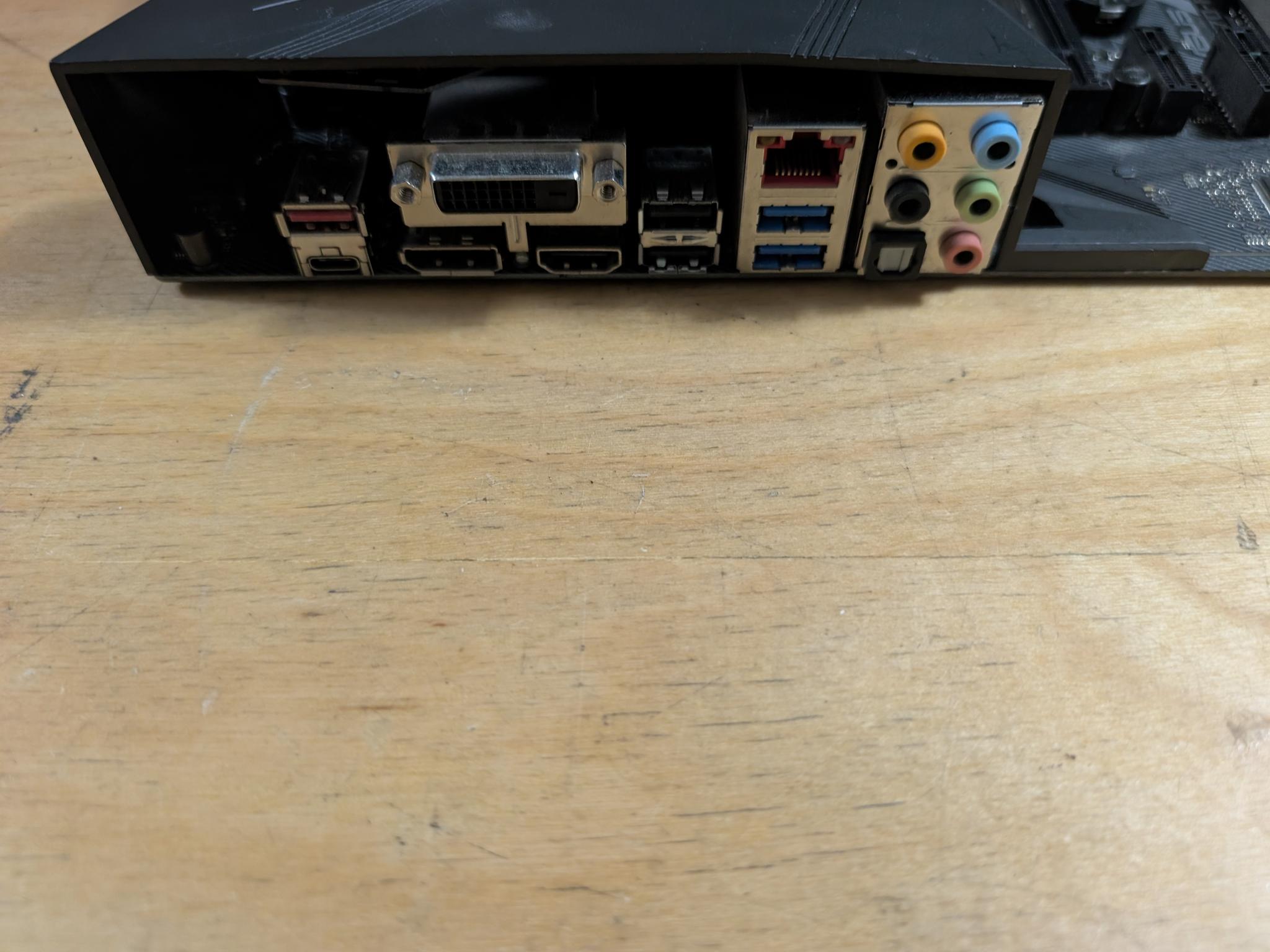 *PARTS* Asus Z370-F Gaming ATX