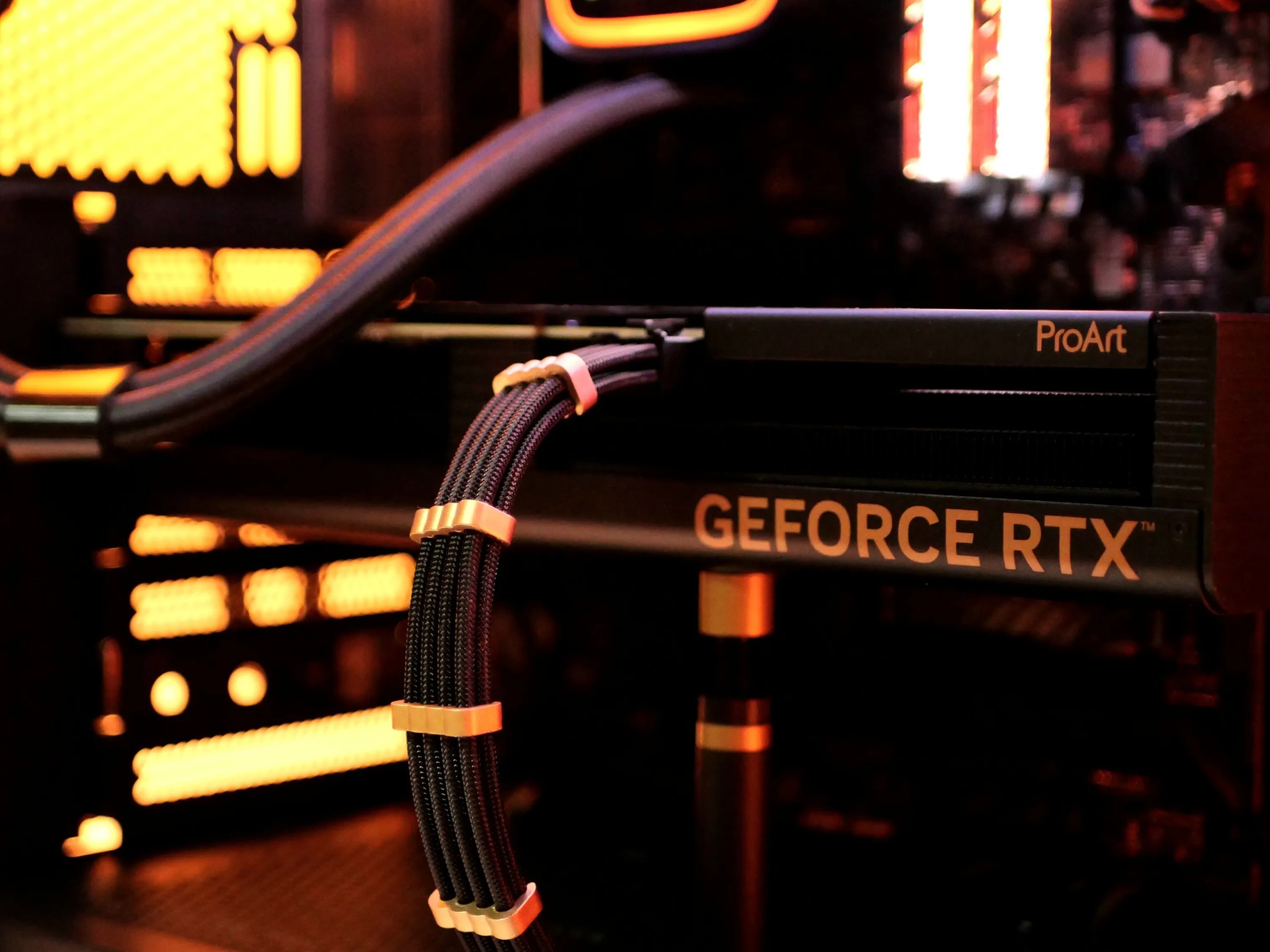 Gold Wood? 🪙|🪵 RTX 4070, I5 13500 (14-core), 32gb RAM, 2TB NVME, Liquid cooled PC