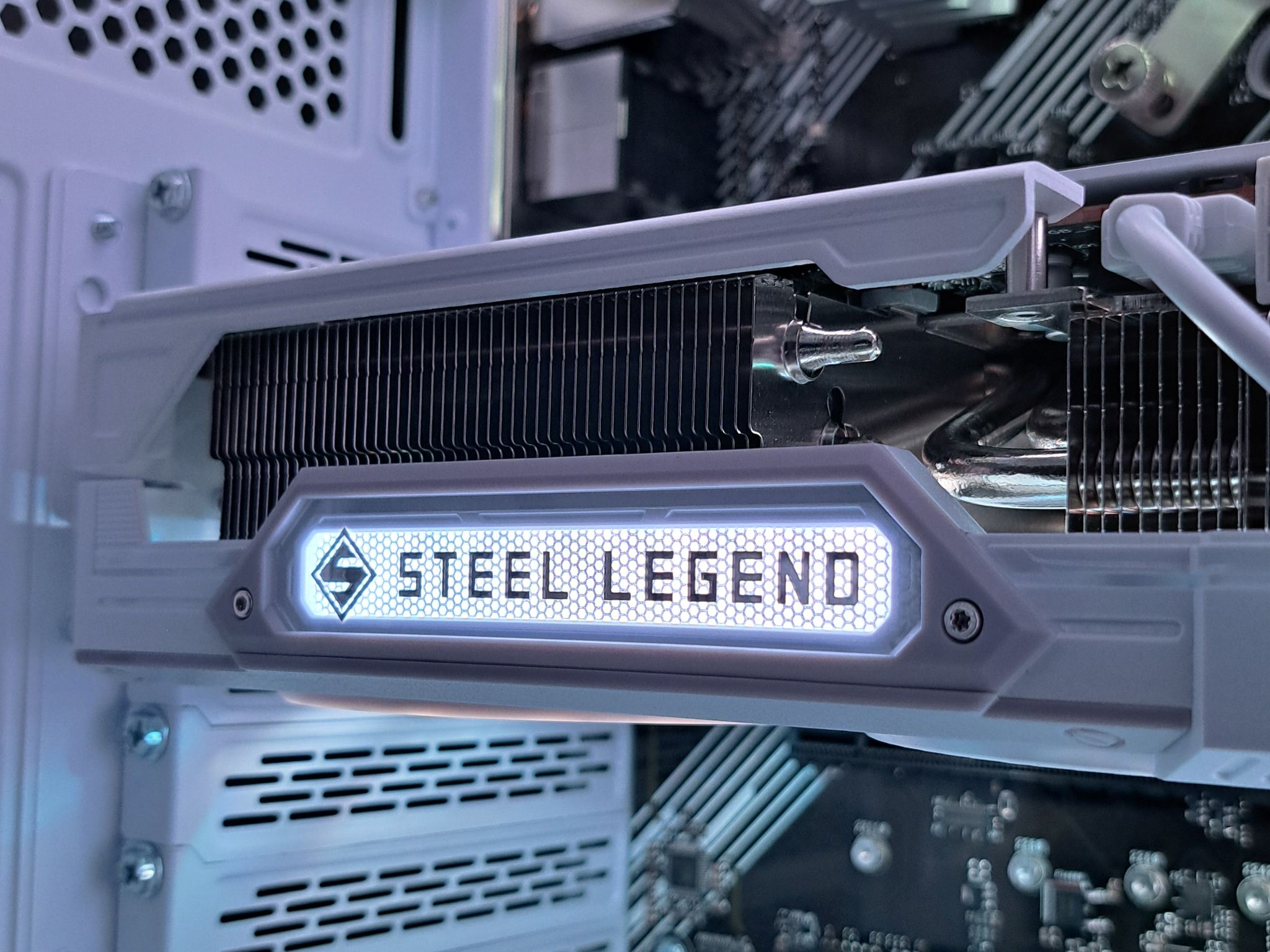 AM4 High-End Gaming PC - Ryzen 7 5800X | RX 9070 XT | 32 GB RAM | 1 TB NVME